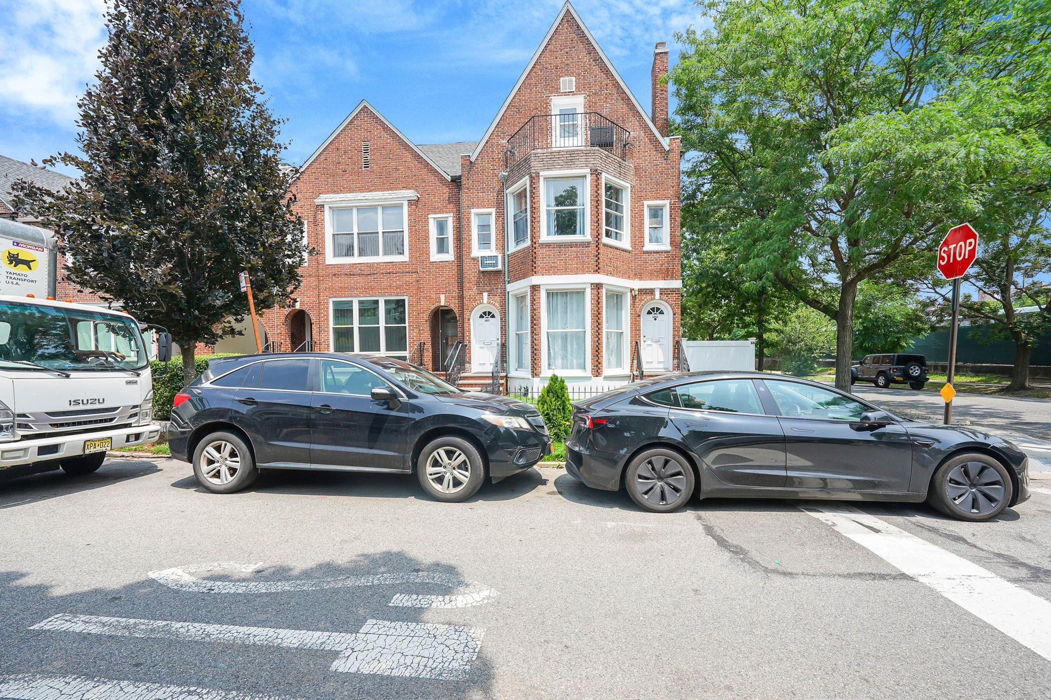 Single Family Clyde  Queens, NY 11375, MLS-883613-2