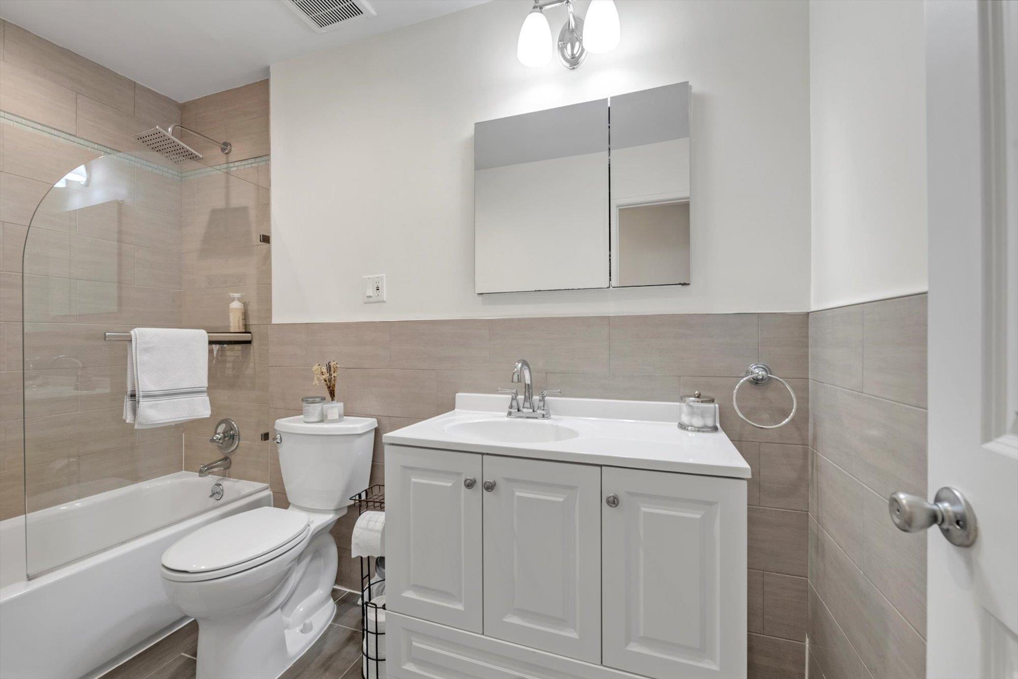 Single Family 215th  Queens, NY 11360, MLS-883622-24