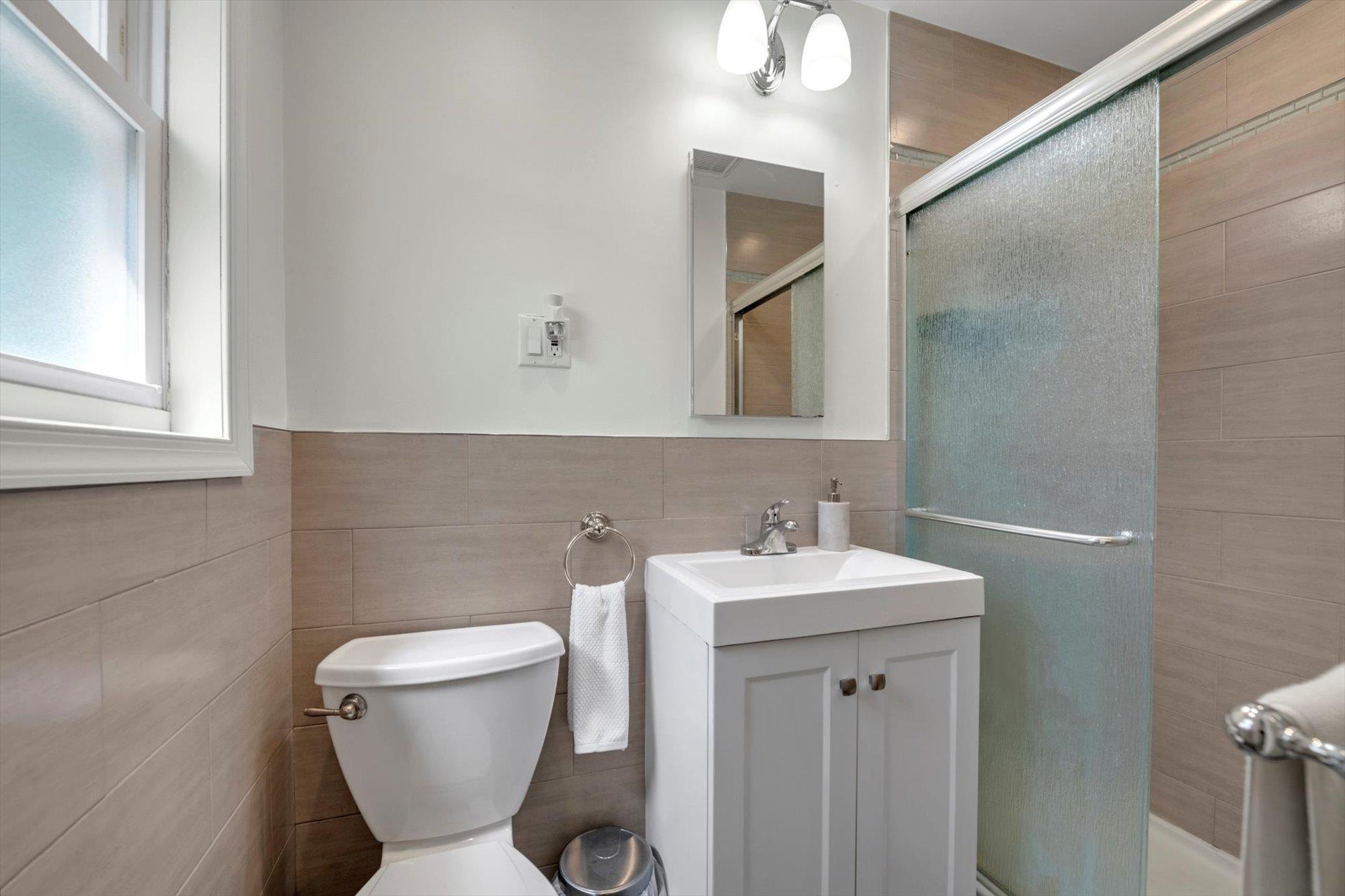 Single Family 215th  Queens, NY 11360, MLS-883622-25
