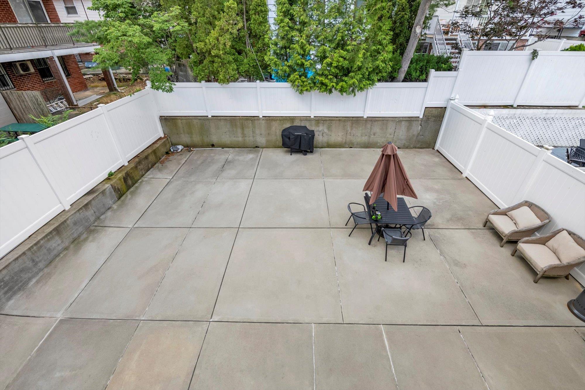 Single Family 215th  Queens, NY 11360, MLS-883622-26