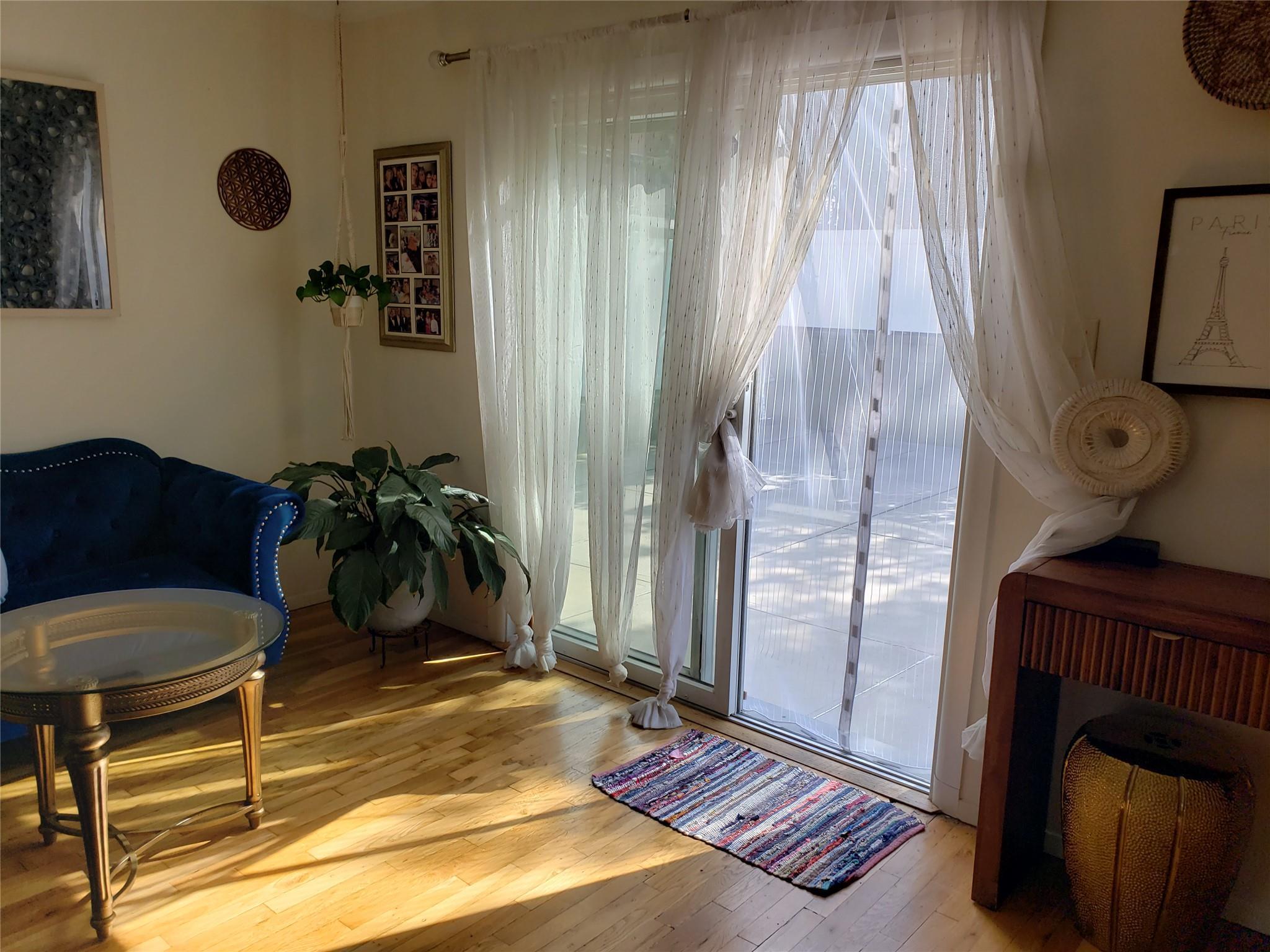 Single Family 215th  Queens, NY 11360, MLS-883622-9