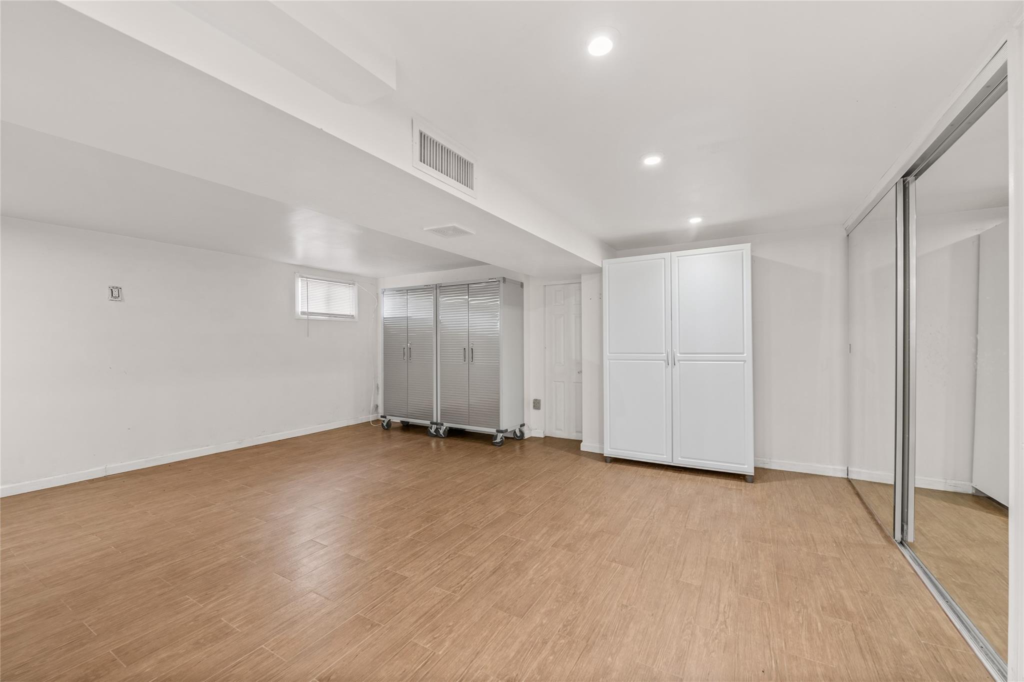 Single Family Gladwin  Queens, NY 11365, MLS-883654-12