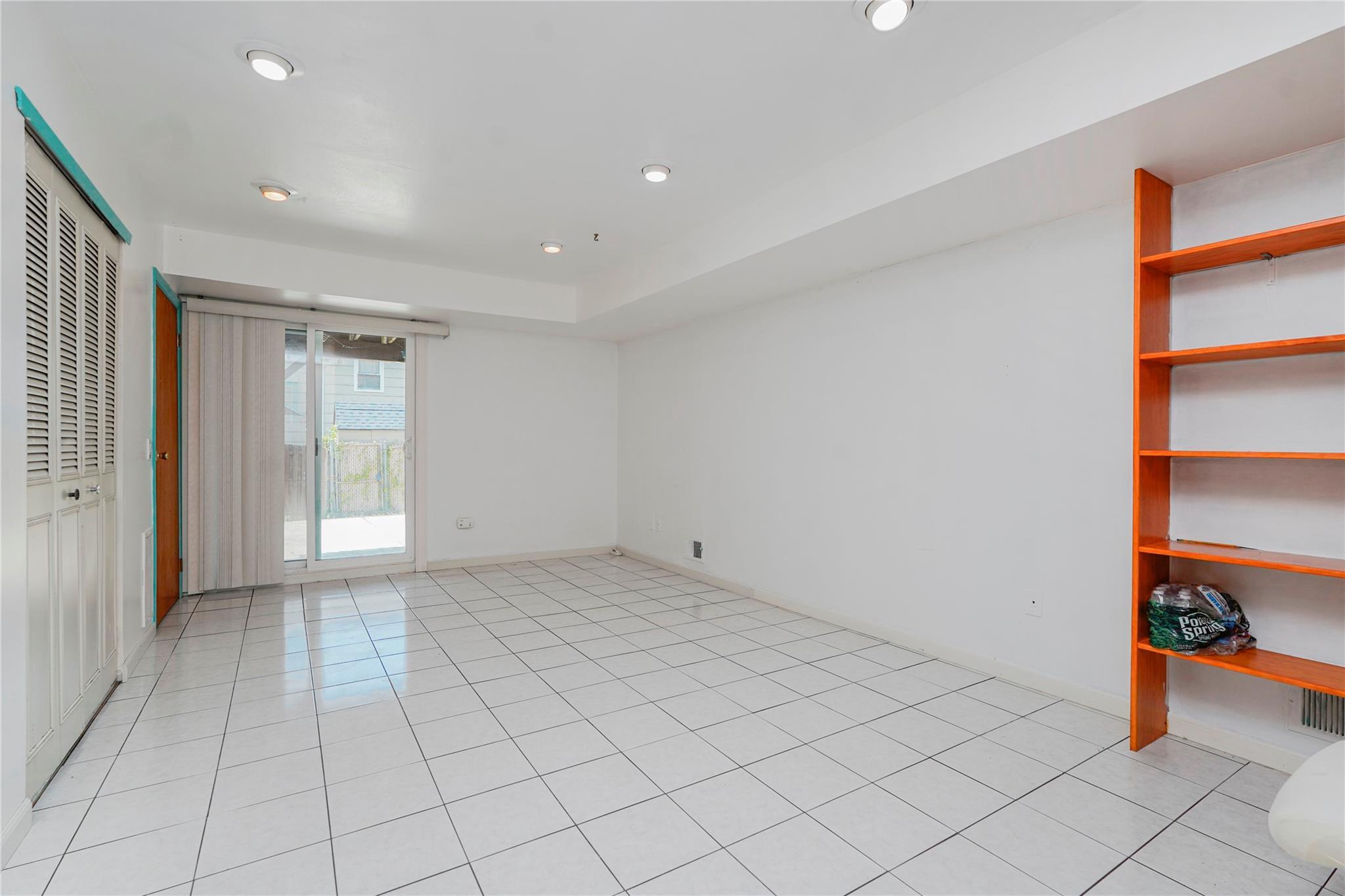 Single Family Carol  Staten Island, NY 10303, MLS-883663-6