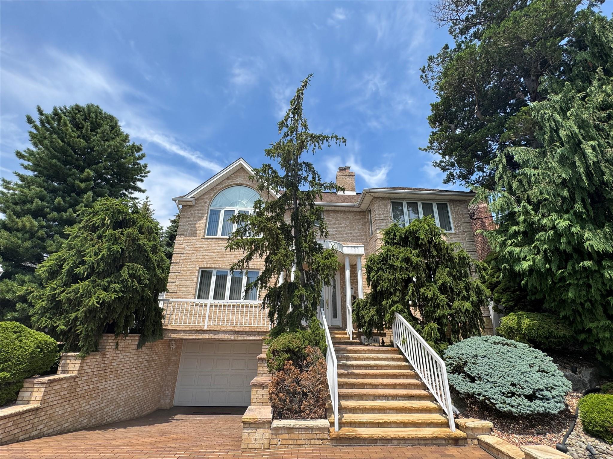 Single Family 11th  Queens, NY 11357, MLS-883673-8