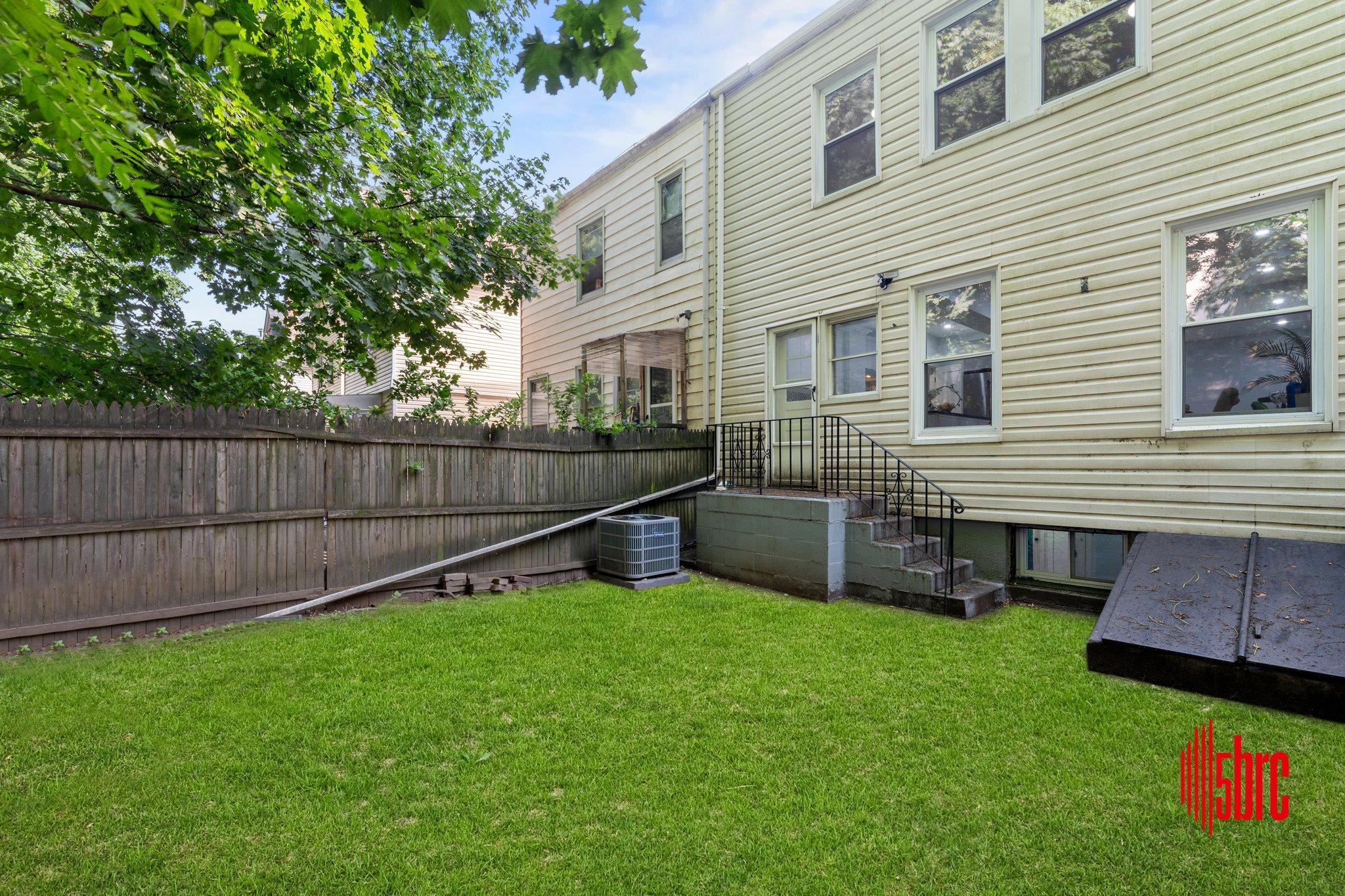 Single Family 98th  Queens, NY 11421, MLS-883725-27
