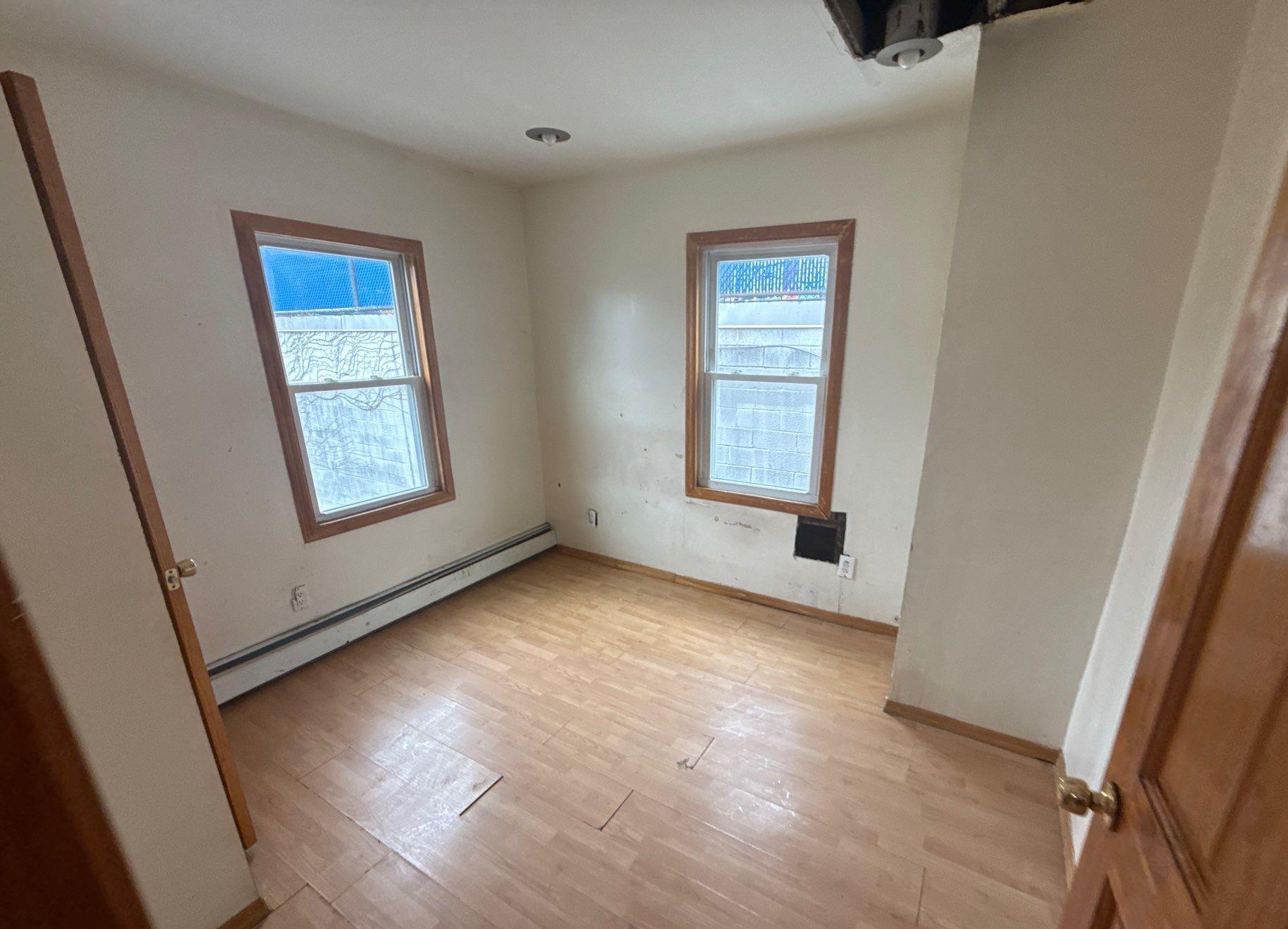Single Family 195th  Queens, NY 11412, MLS-883741-11