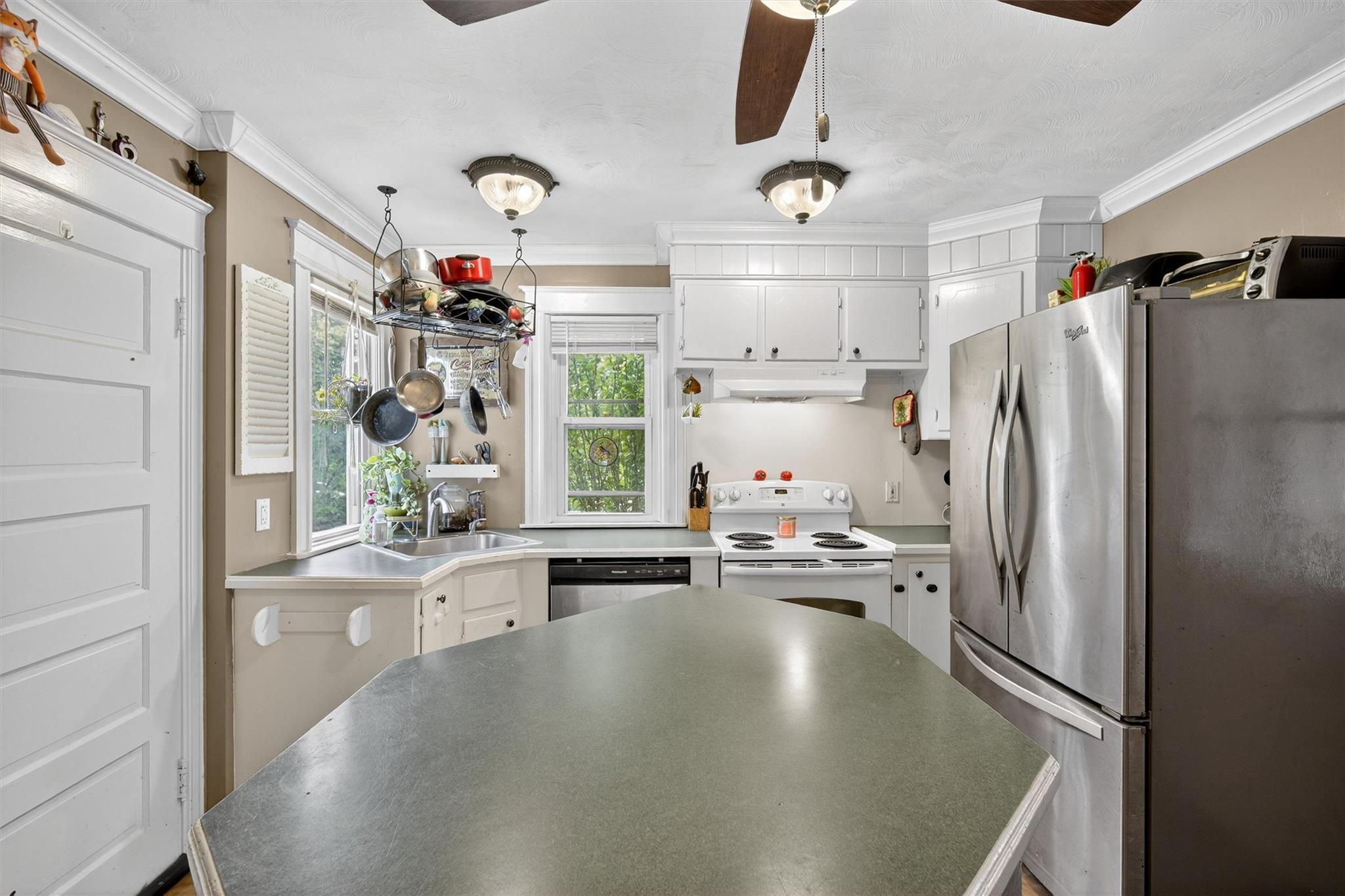 Single Family Oakdale  Dutchess County, NY 12601, MLS-883742-19