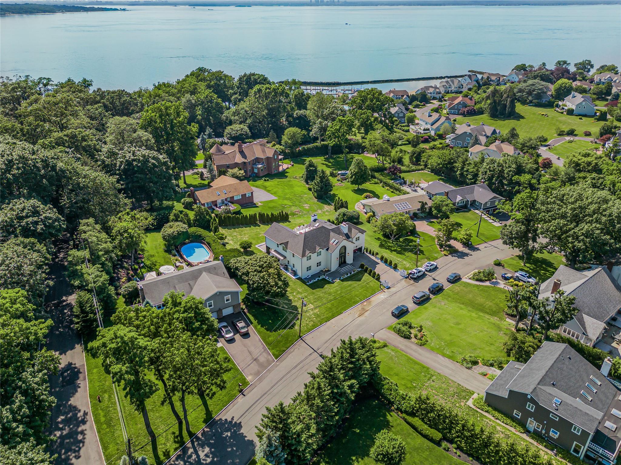 Single Family Fairview Nassau County, NY 11542, MLS-883744-12