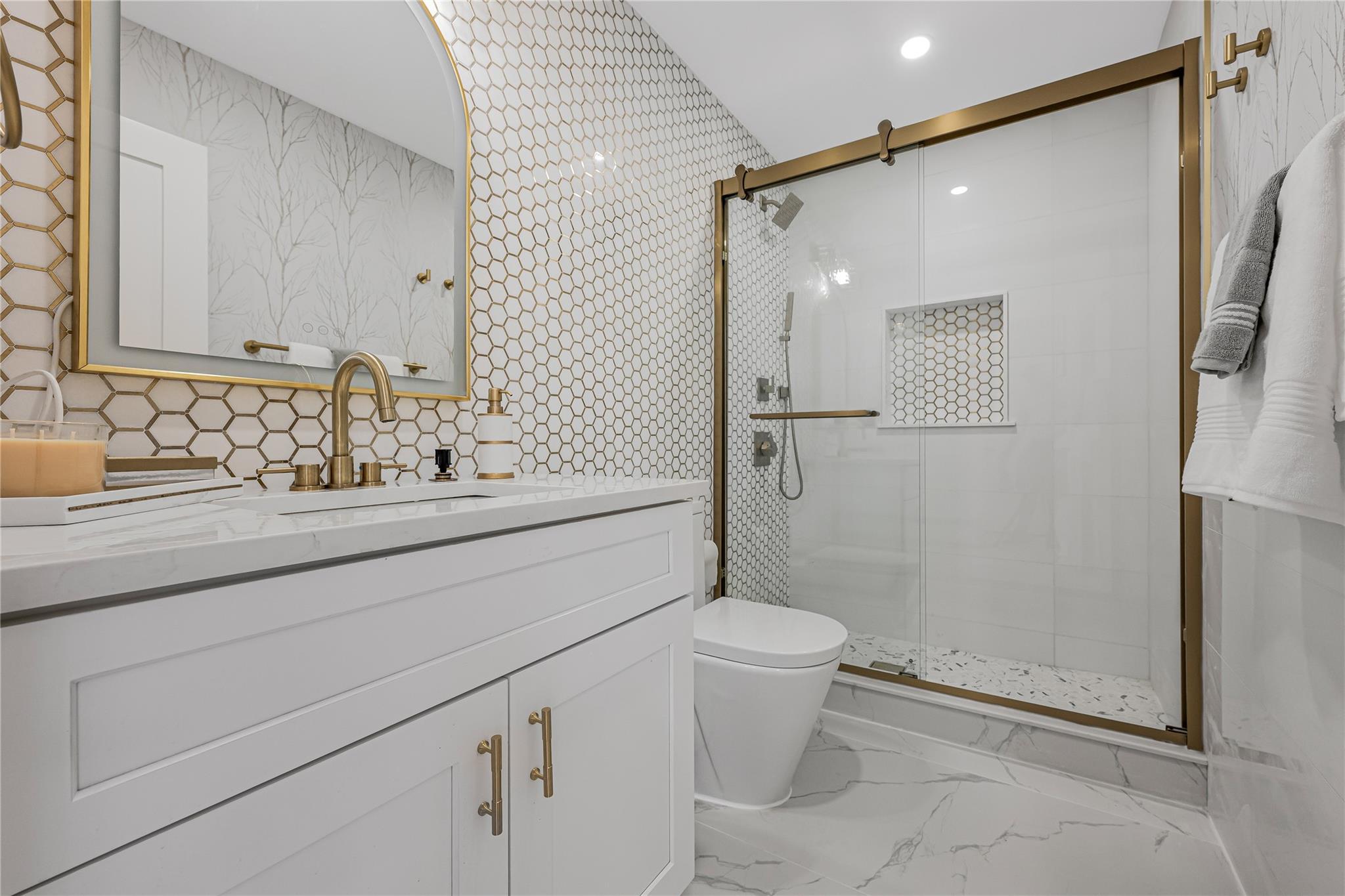 Single Family Fairview Nassau County, NY 11542, MLS-883744-13