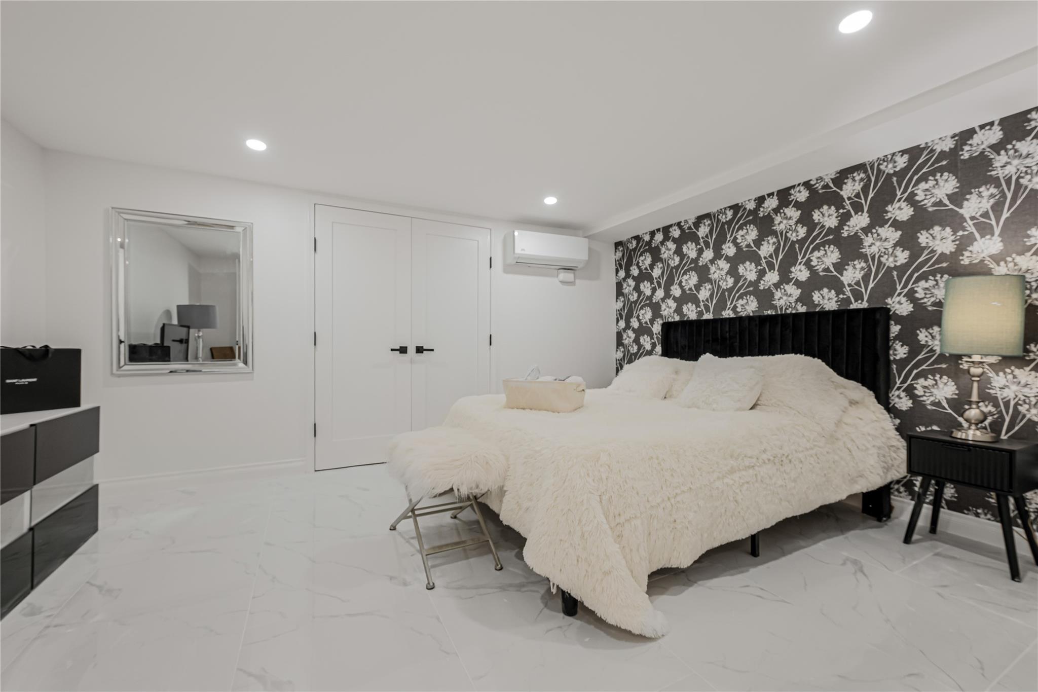 Single Family Fairview Nassau County, NY 11542, MLS-883744-18