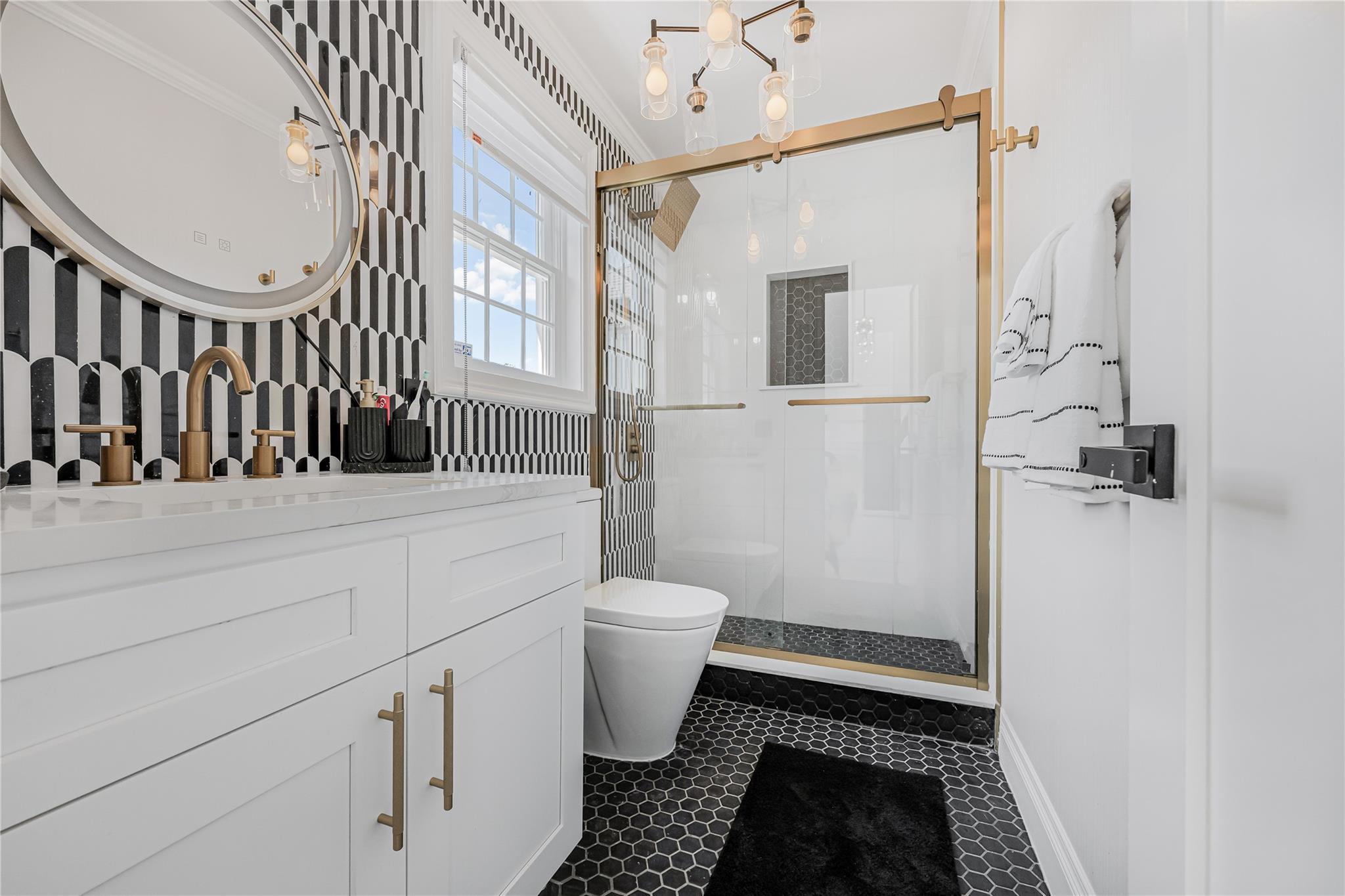 Single Family Fairview Nassau County, NY 11542, MLS-883744-35