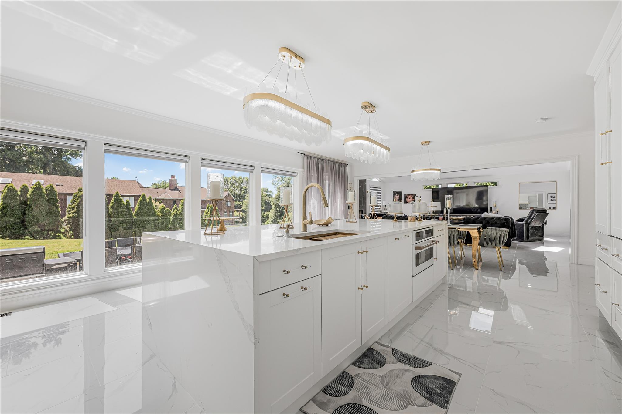 Single Family Fairview Nassau County, NY 11542, MLS-883744-48