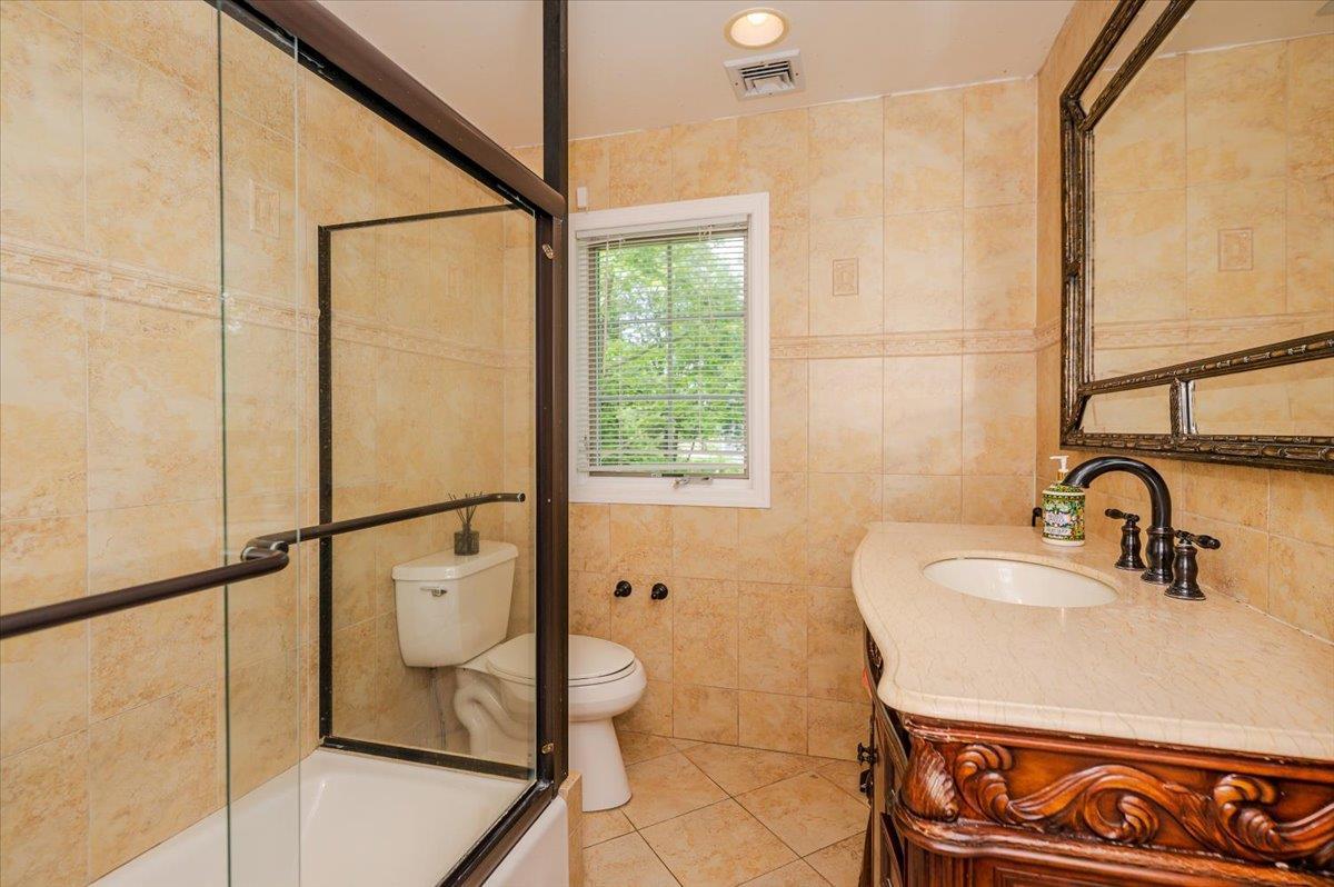 Single Family Arleigh Nassau County, NY 11021, MLS-883754-17