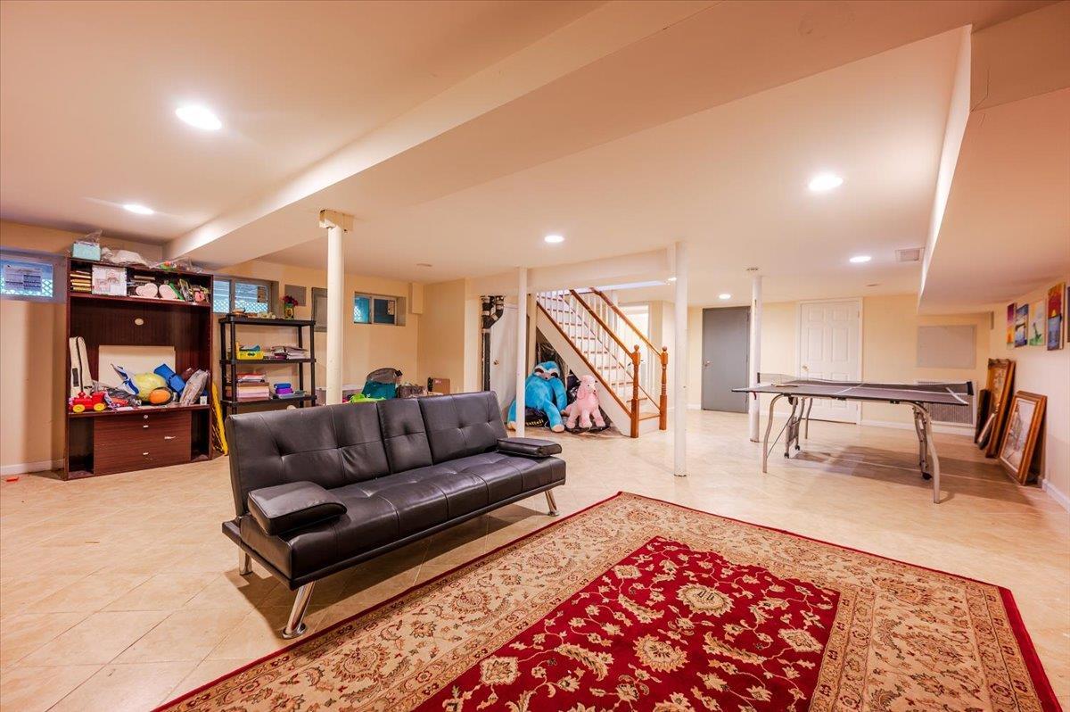 Single Family Arleigh Nassau County, NY 11021, MLS-883754-21