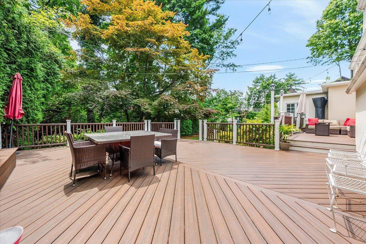 Single Family Arleigh Nassau County, NY 11021, MLS-883754-25