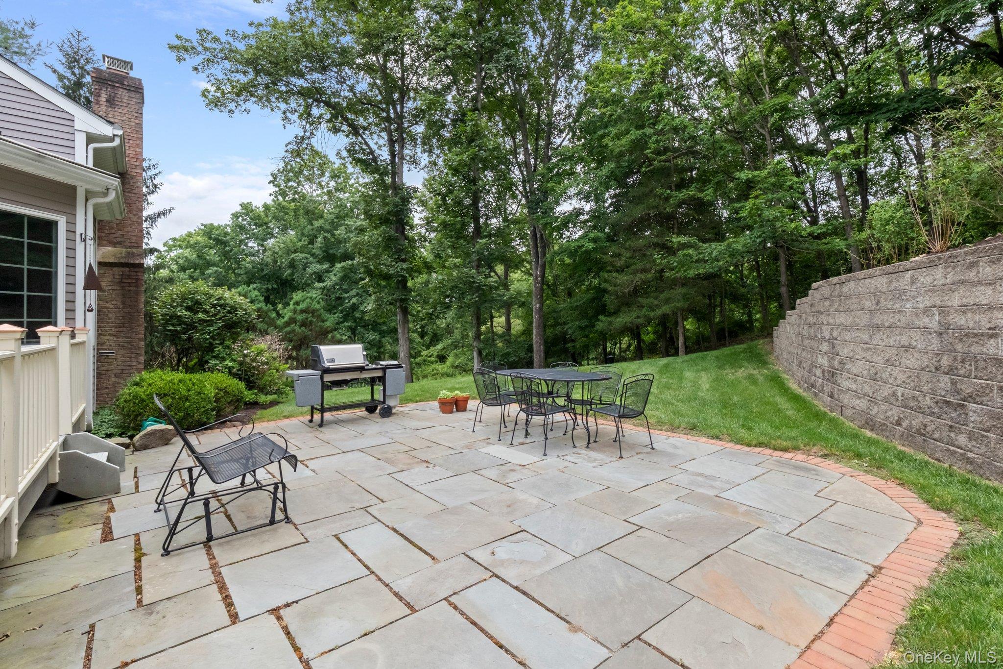 Single Family Hyatt  Westchester County, NY 10589, MLS-883765-39