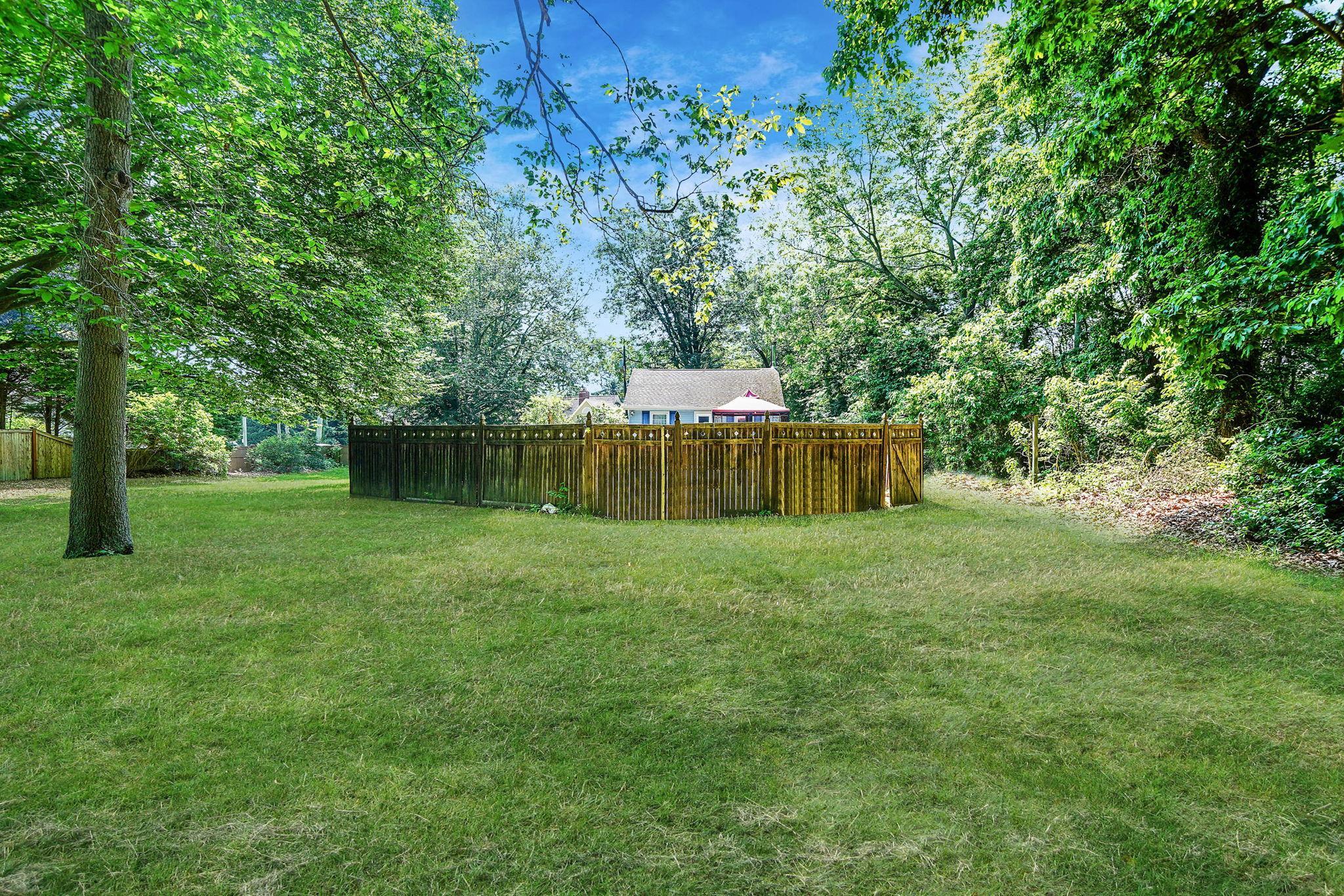 Single Family Youngs  Suffolk County, NY 11952, MLS-883793-17