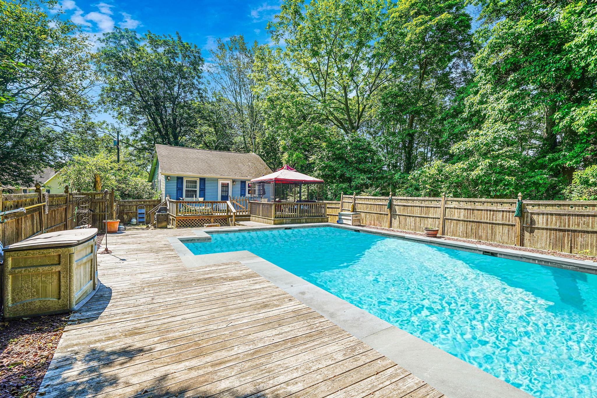 Single Family Youngs  Suffolk County, NY 11952, MLS-883793-3