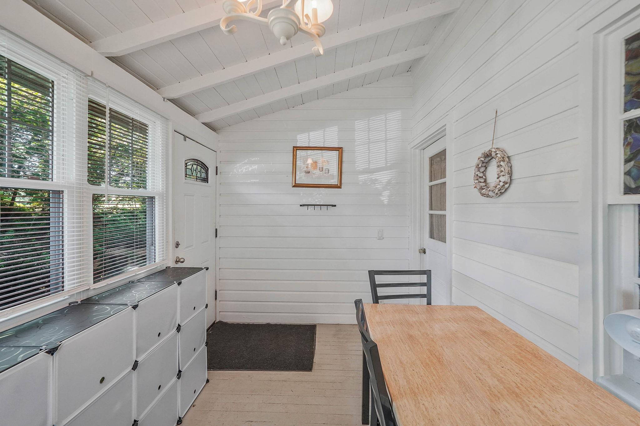 Single Family Youngs  Suffolk County, NY 11952, MLS-883793-5