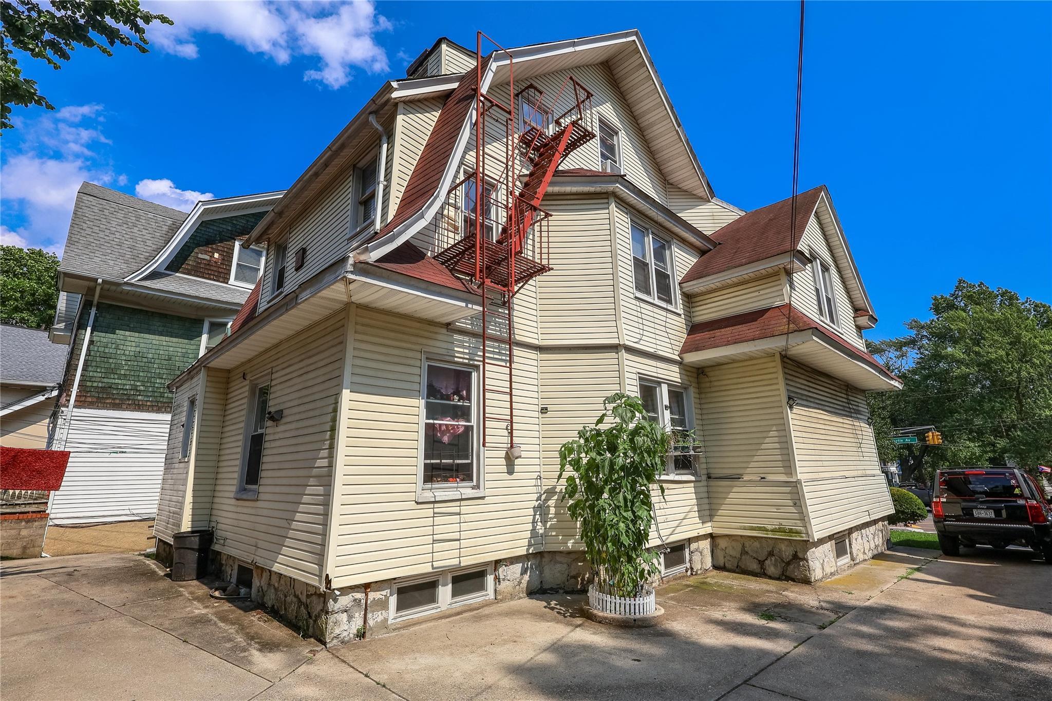 Single Family 85th  Queens, NY 11418, MLS-883805-15