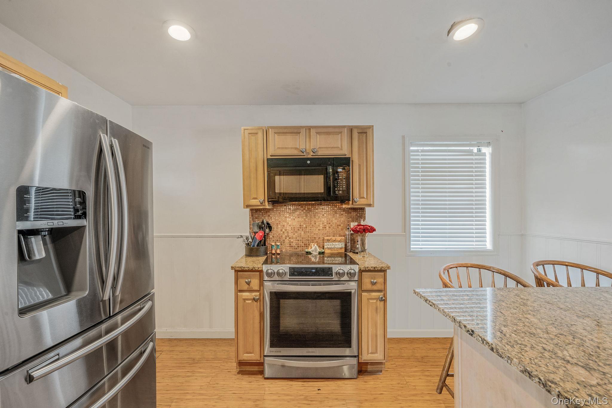 Single Family Union  Suffolk County, NY 11779, MLS-883809-10