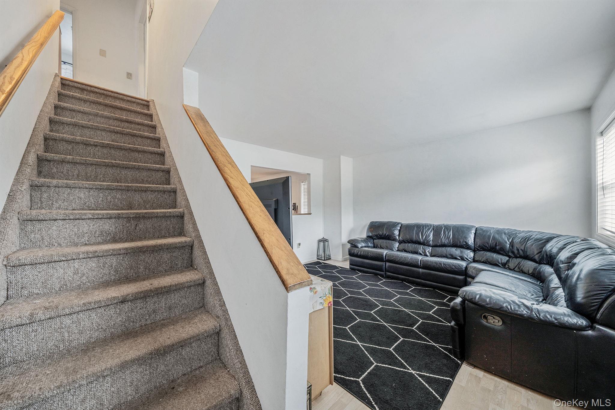 Single Family Union  Suffolk County, NY 11779, MLS-883809-15