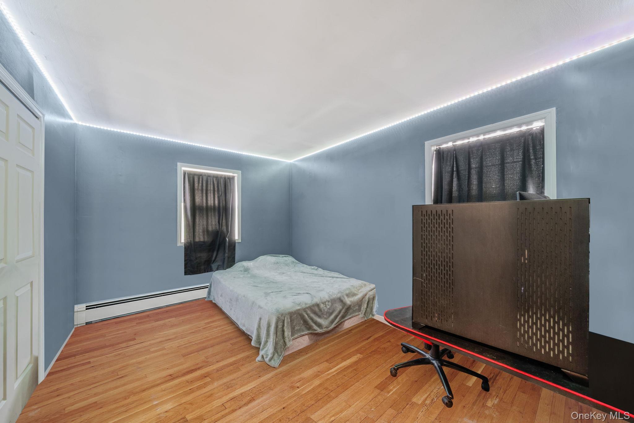 Single Family Union  Suffolk County, NY 11779, MLS-883809-19