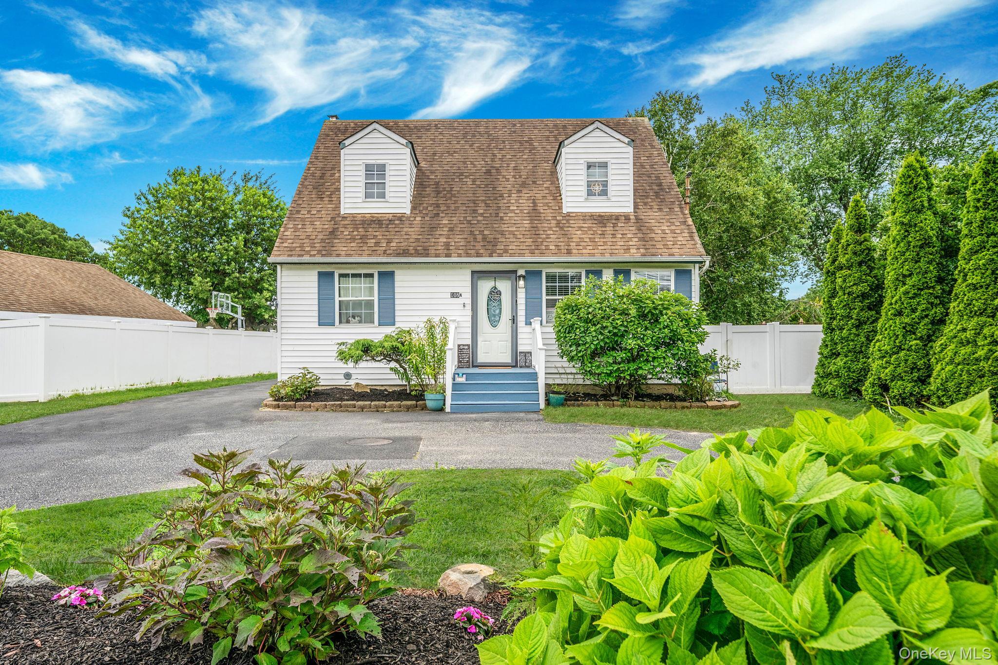 Single Family Union  Suffolk County, NY 11779, MLS-883809-2