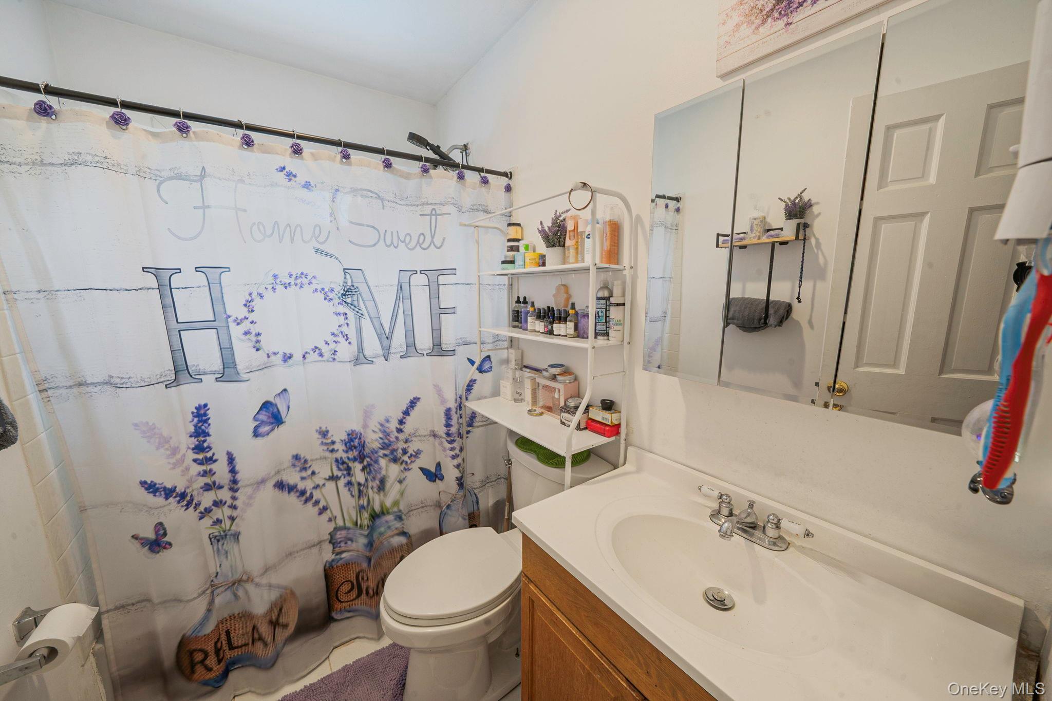 Single Family Union  Suffolk County, NY 11779, MLS-883809-20