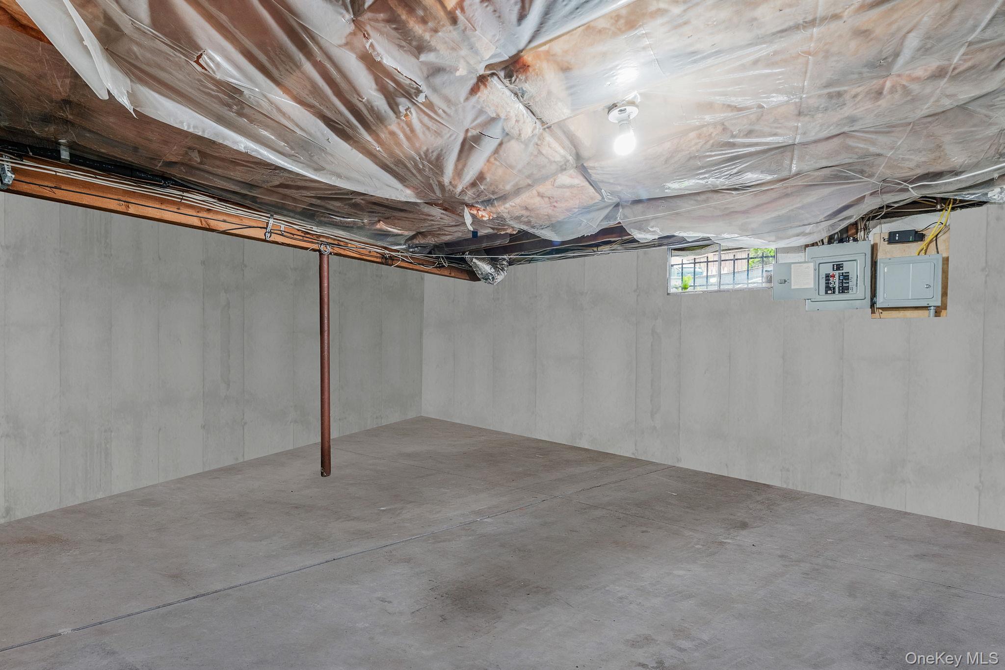 Single Family Union  Suffolk County, NY 11779, MLS-883809-27