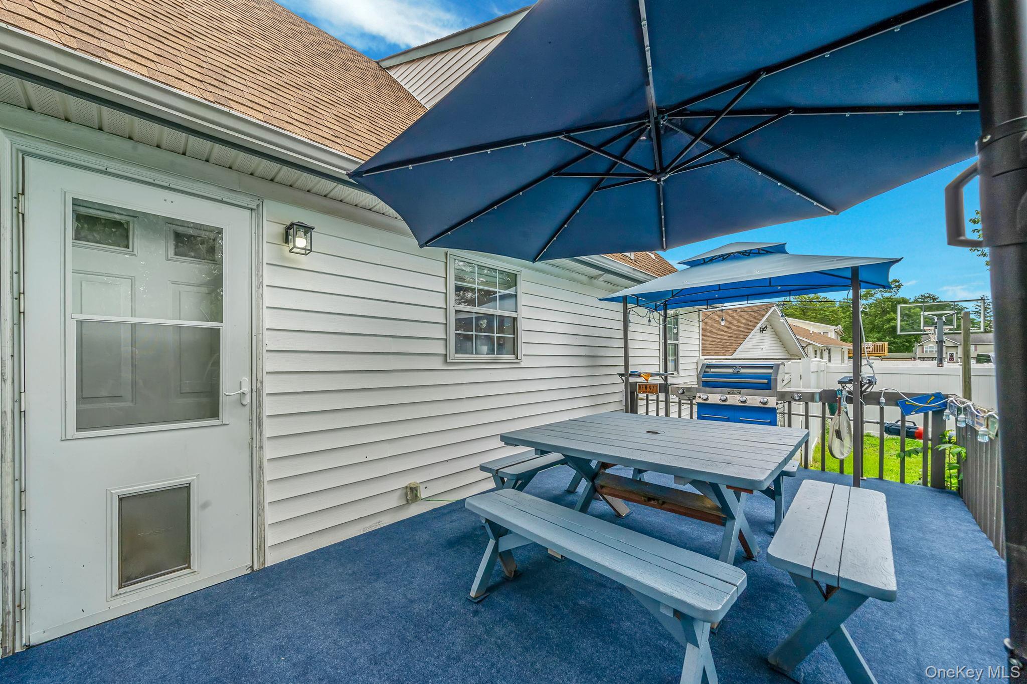 Single Family Union  Suffolk County, NY 11779, MLS-883809-7