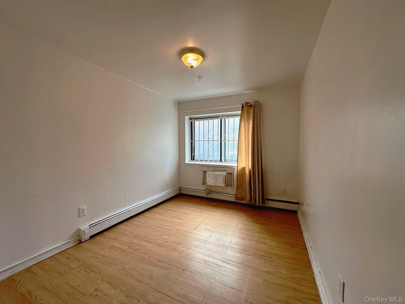 Condo 158th  Queens, NY 11358, MLS-883812-15