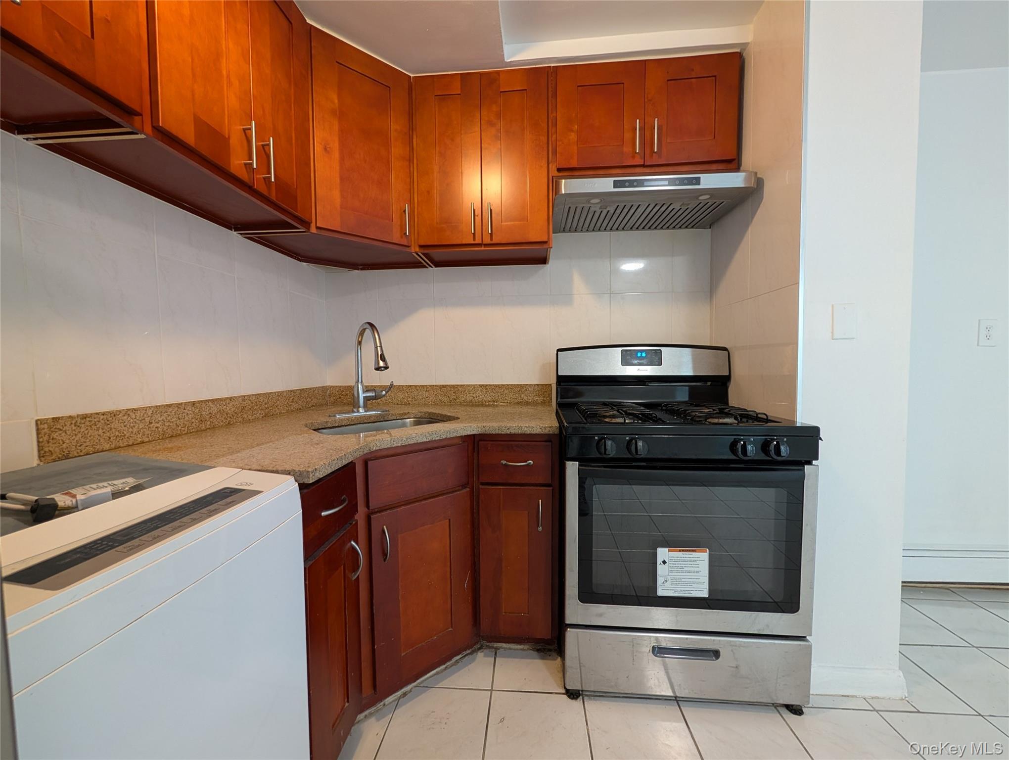 Condo 158th  Queens, NY 11358, MLS-883812-3