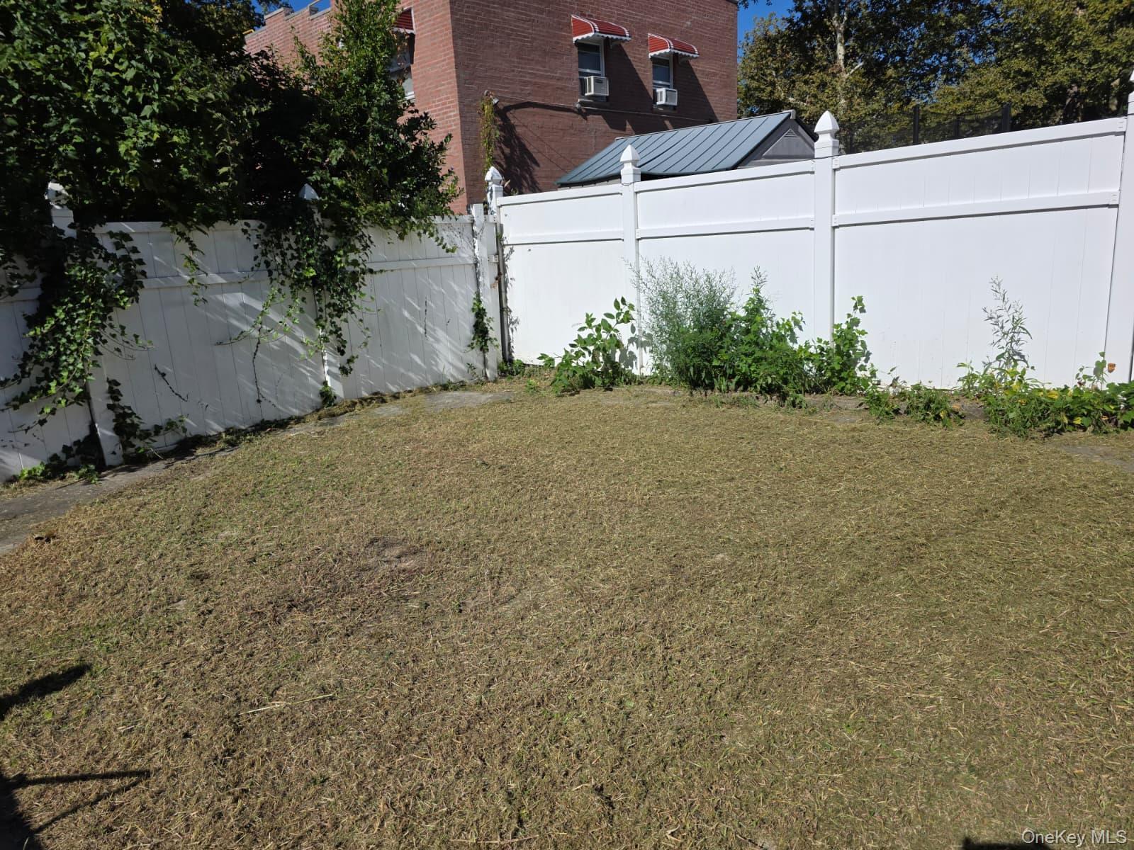 Single Family Swinton  Bronx, NY 10465, MLS-883826-26