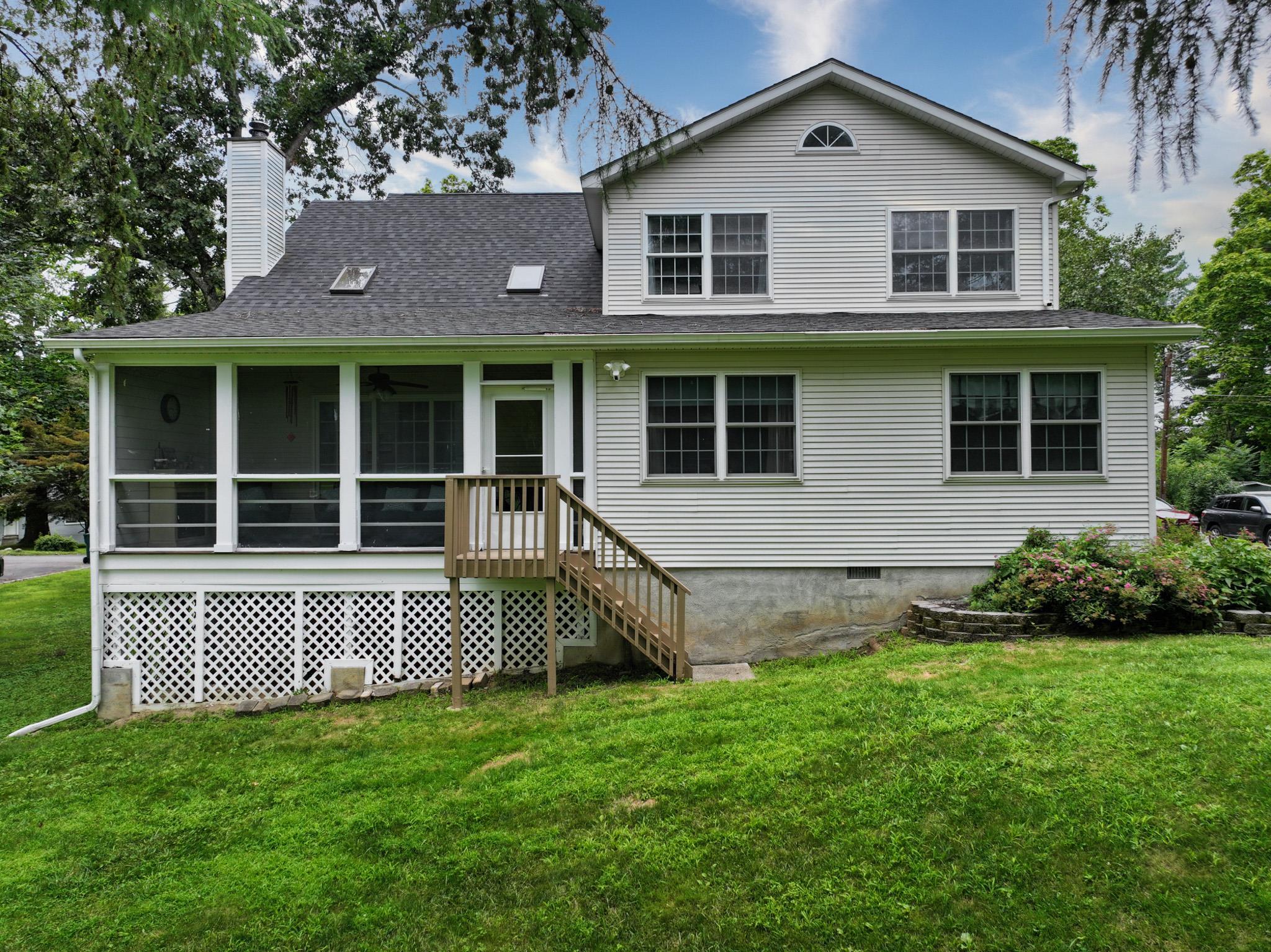 Single Family East  Orange County, NY 12586, MLS-883842-35