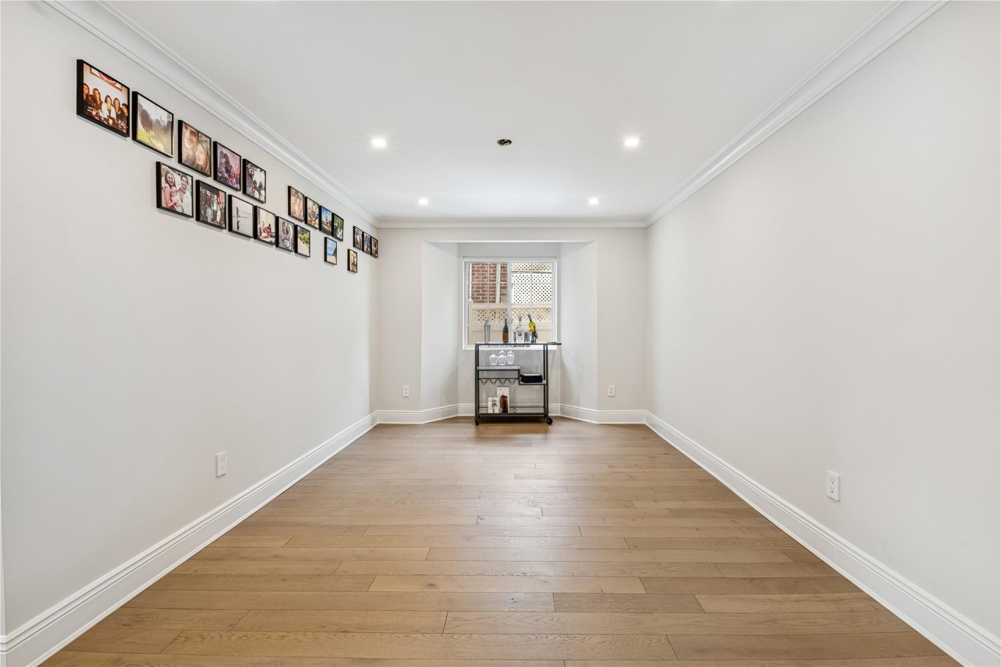 Single Family Beech Nassau County, NY 11561, MLS-883844-13