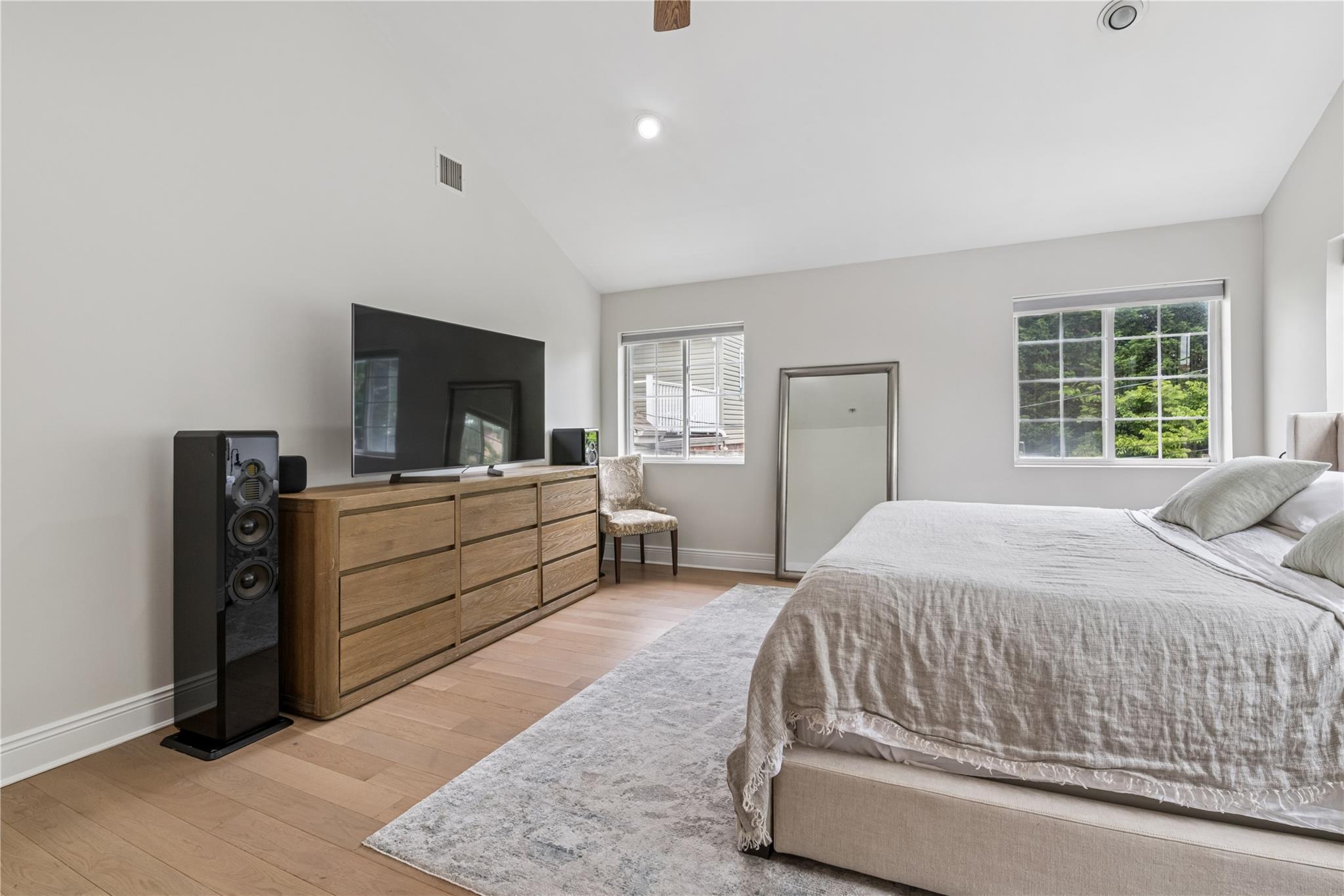 Single Family Beech Nassau County, NY 11561, MLS-883844-15