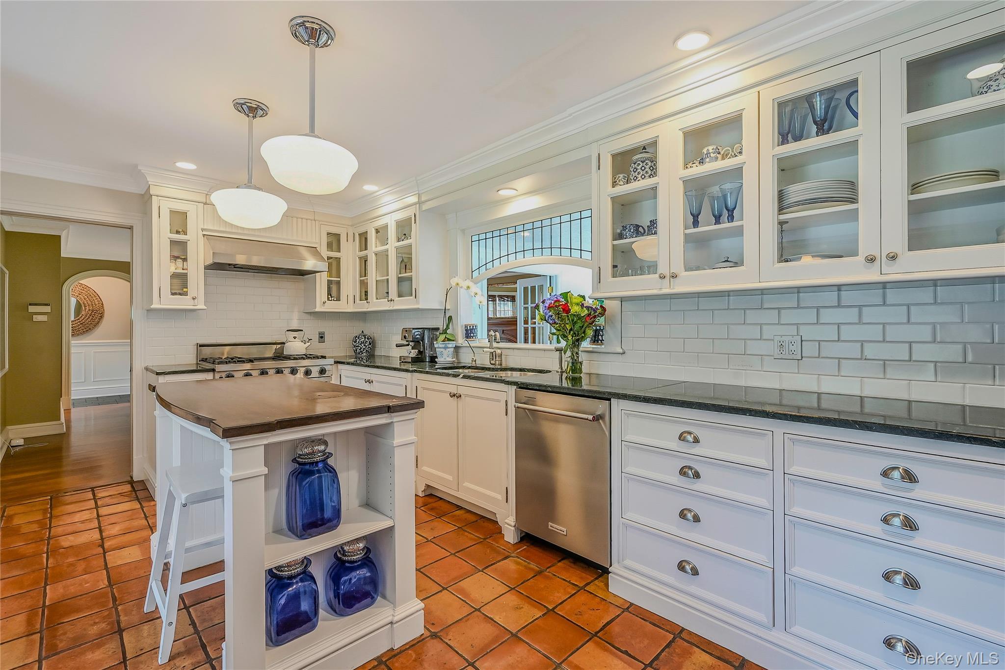 Single Family Van Wyck Suffolk County, NY 11743, MLS-883871-13