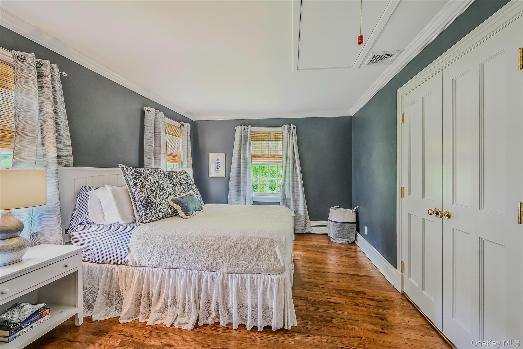 Single Family Van Wyck Suffolk County, NY 11743, MLS-883871-36