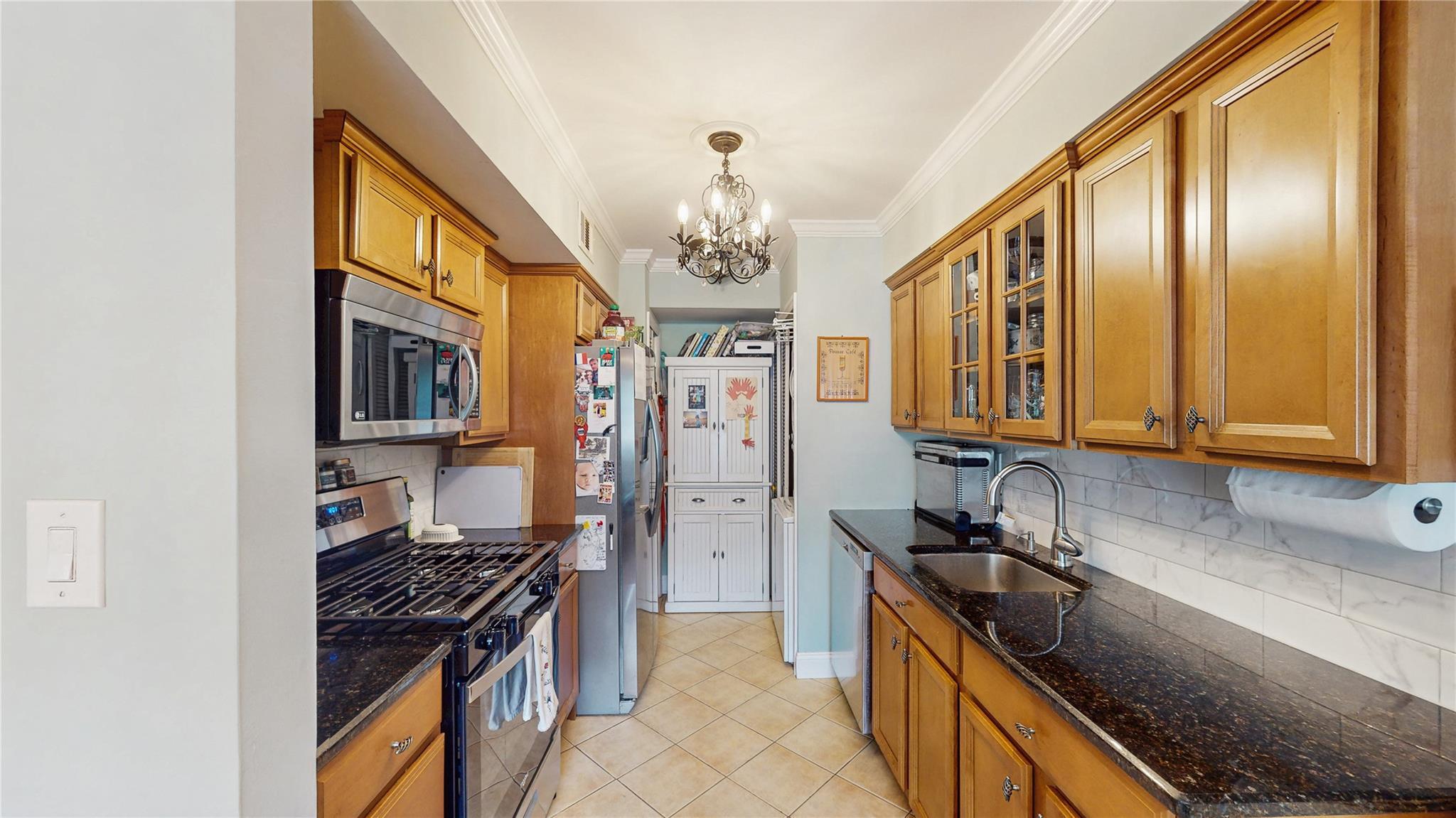 Condo Storm  Suffolk County, NY 11742, MLS-883874-11
