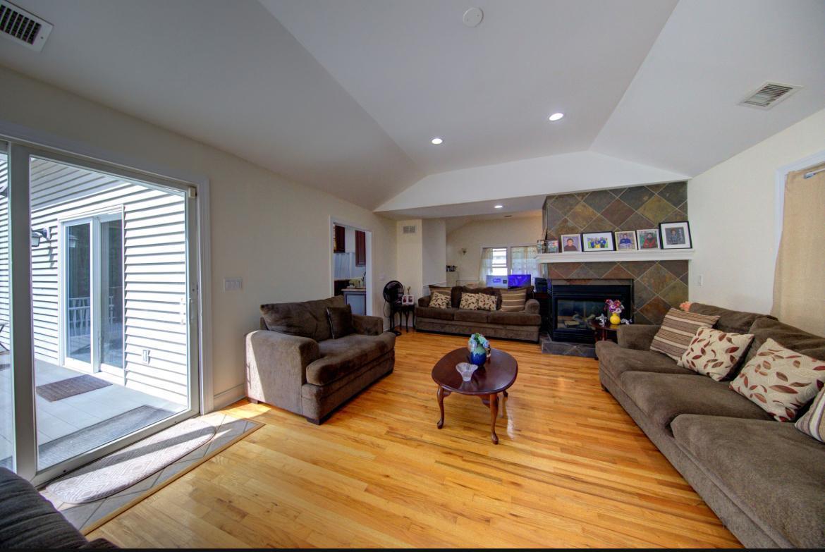 Single Family Chestnut  Suffolk County, NY 11766, MLS-883885-11