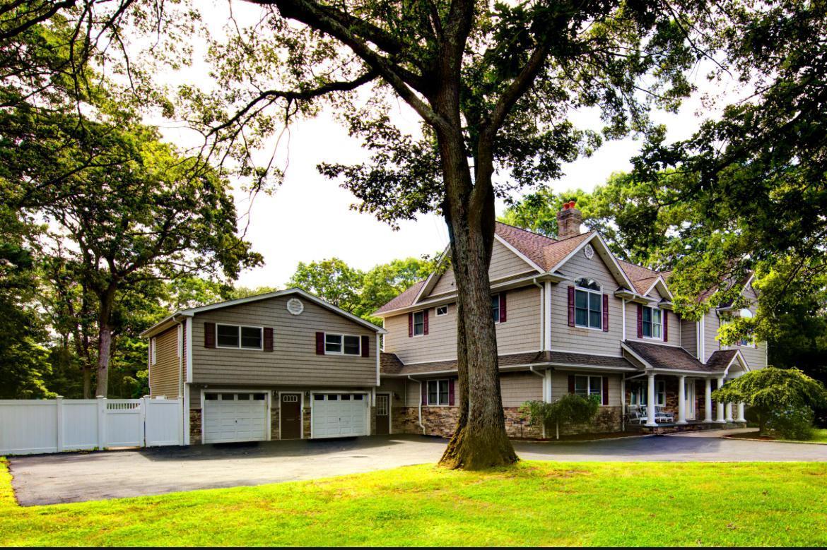 Single Family Chestnut  Suffolk County, NY 11766, MLS-883885-2