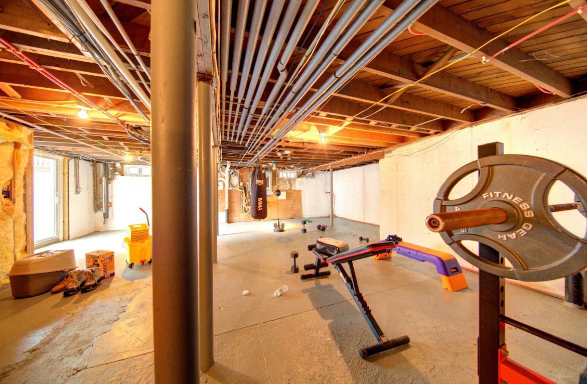 Single Family Chestnut  Suffolk County, NY 11766, MLS-883885-25