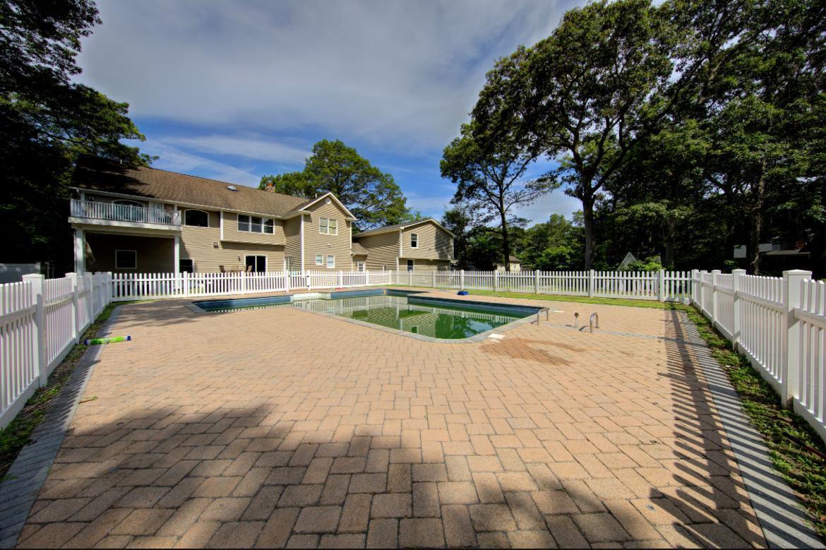 Single Family Chestnut  Suffolk County, NY 11766, MLS-883885-29