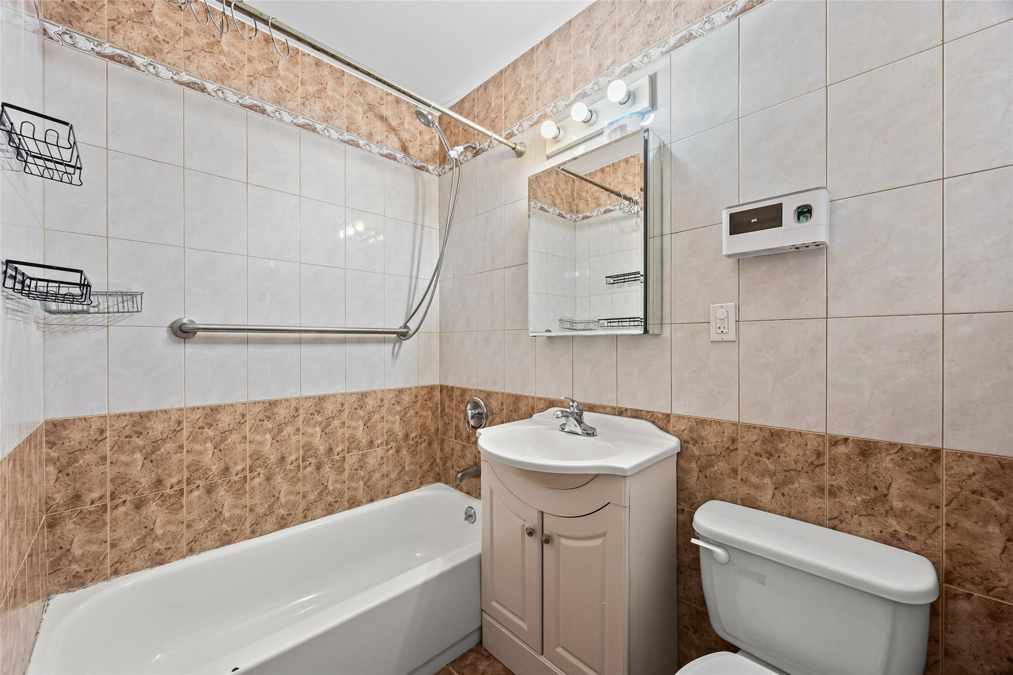 Condo Stillwell  Brooklyn, NY 11223, MLS-883897-6