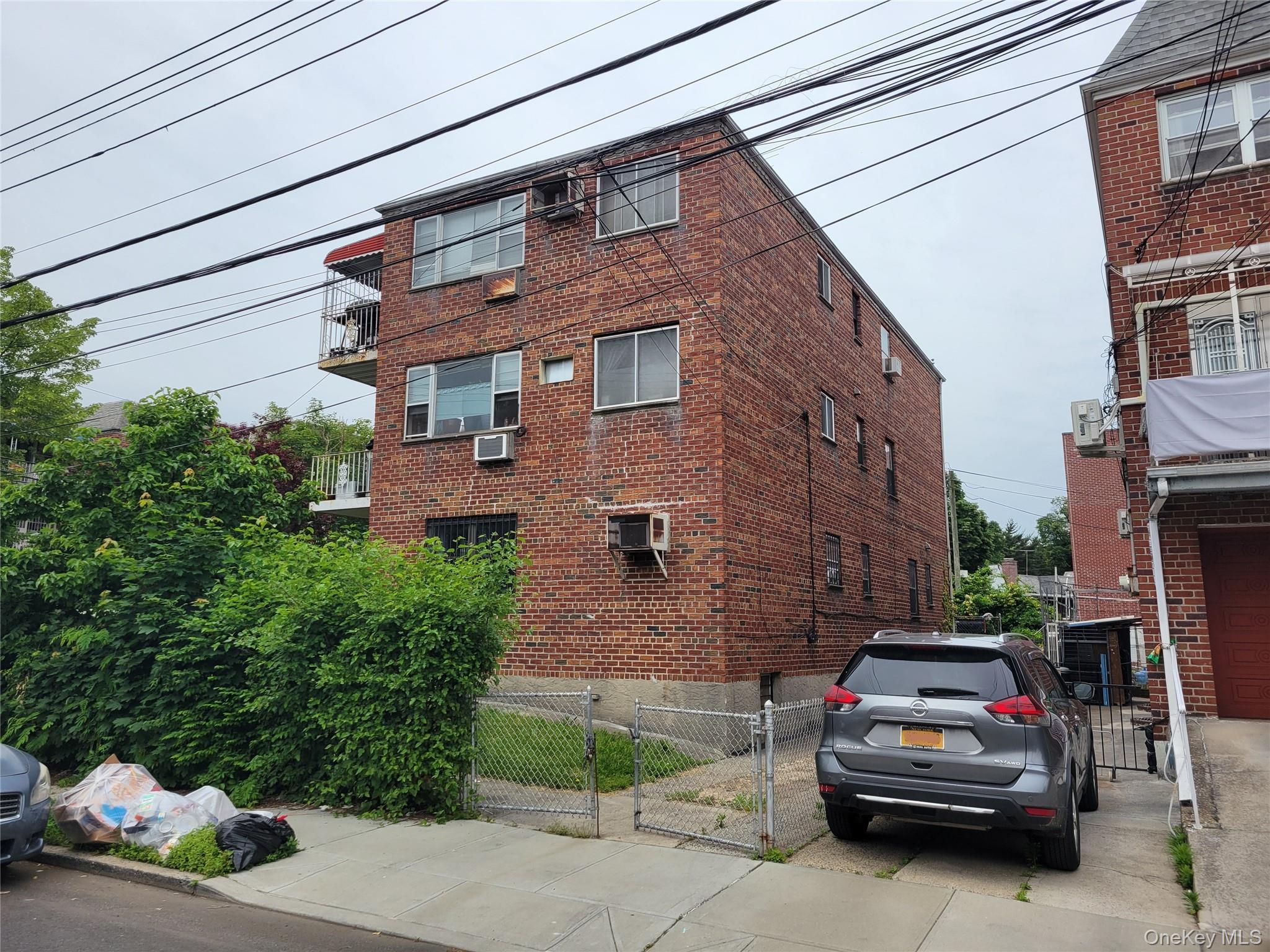 Single Family Kneeland  Queens, NY 11373, MLS-883900-3