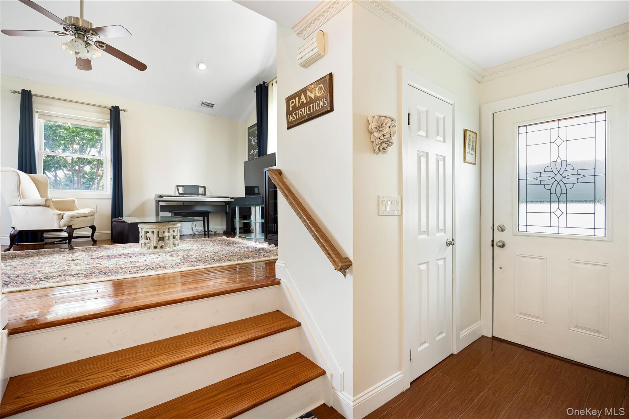 Single Family Park Nassau County, NY 11509, MLS-883928-11