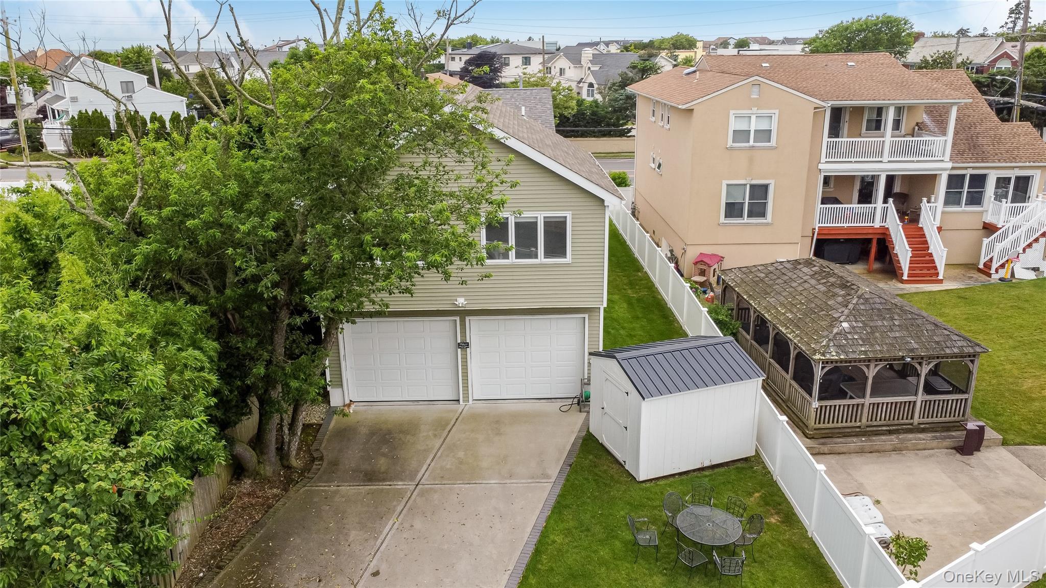 Single Family Park Nassau County, NY 11509, MLS-883928-26