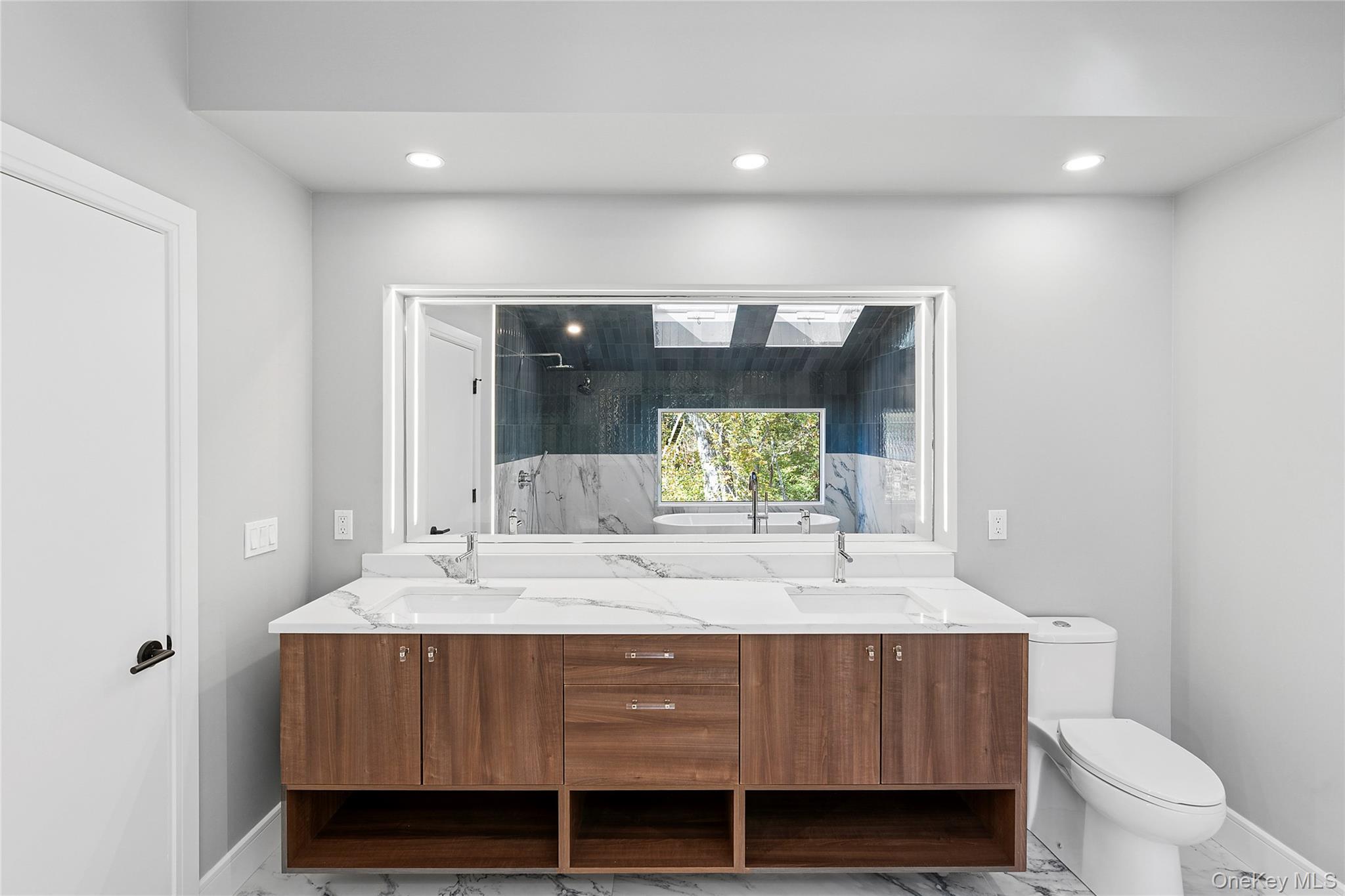 Single Family Plume Grass Suffolk County, NY 11977, MLS-883942-19