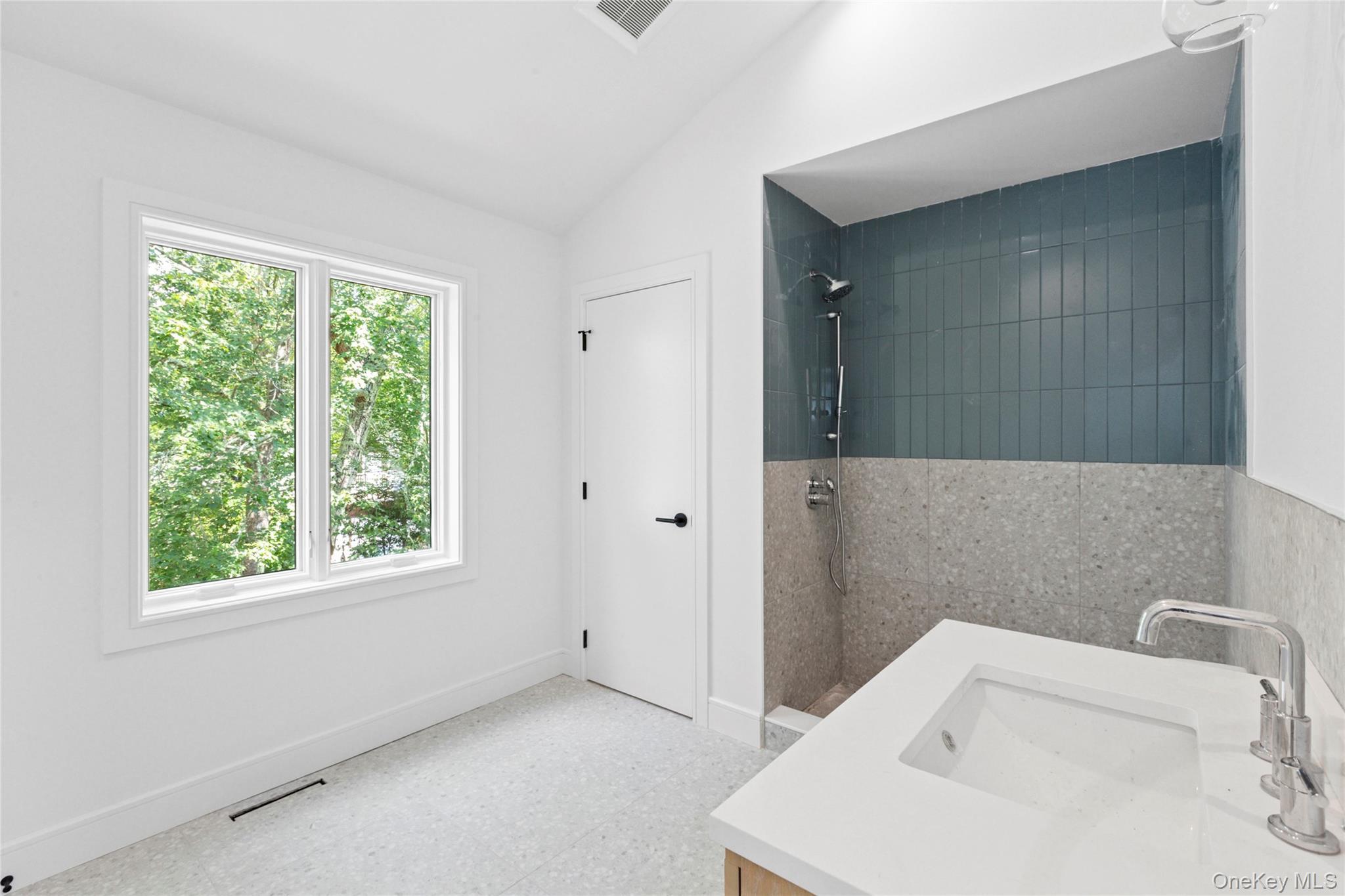 Single Family Plume Grass Suffolk County, NY 11977, MLS-883942-22